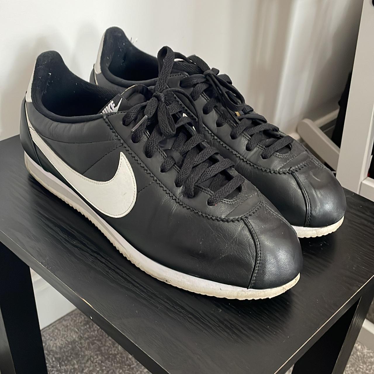 Nike cortez hotsell black leather mens