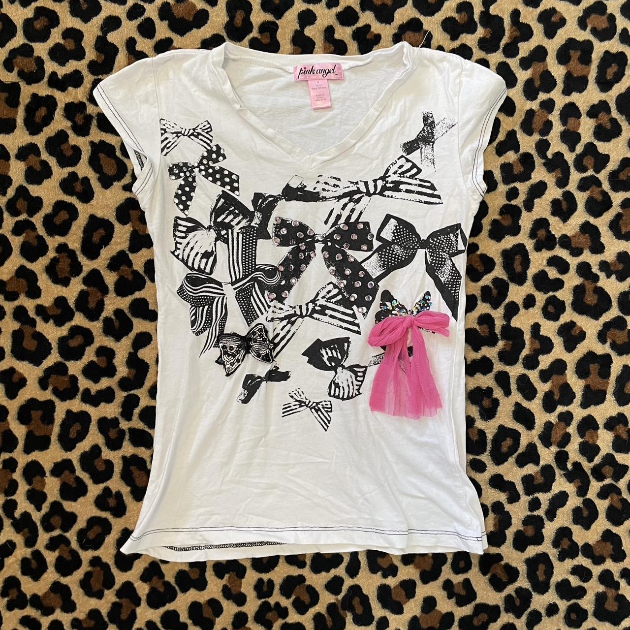 item listed by trash1kouture