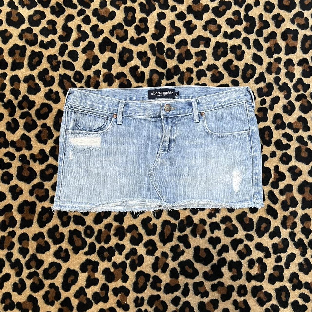 item listed by trash1kouture