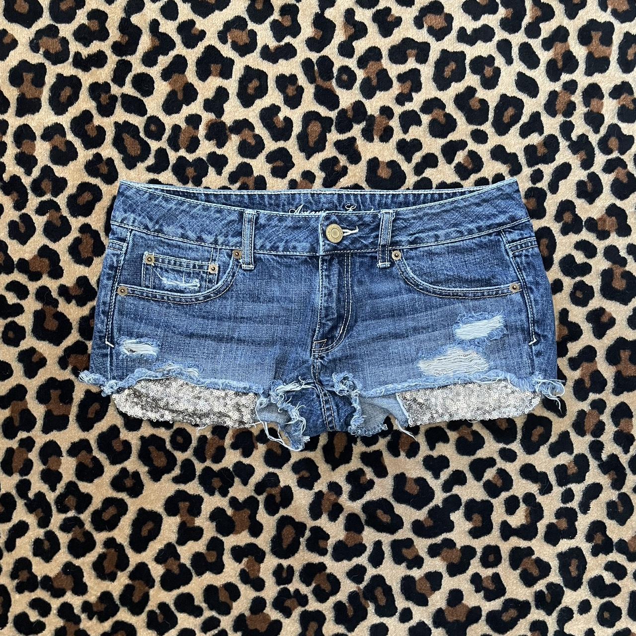 item listed by trash1kouture
