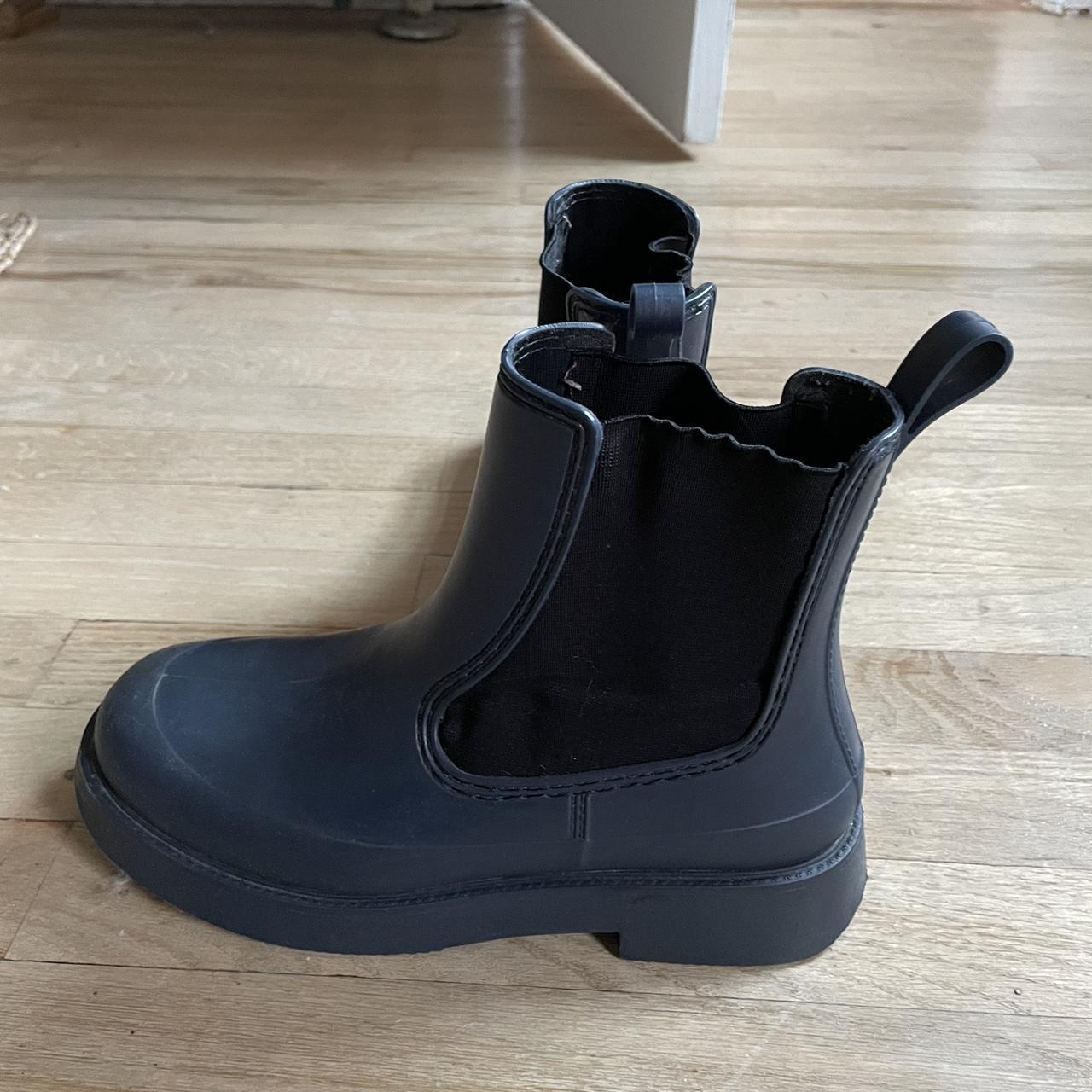 Urban outfitters deals rain boots