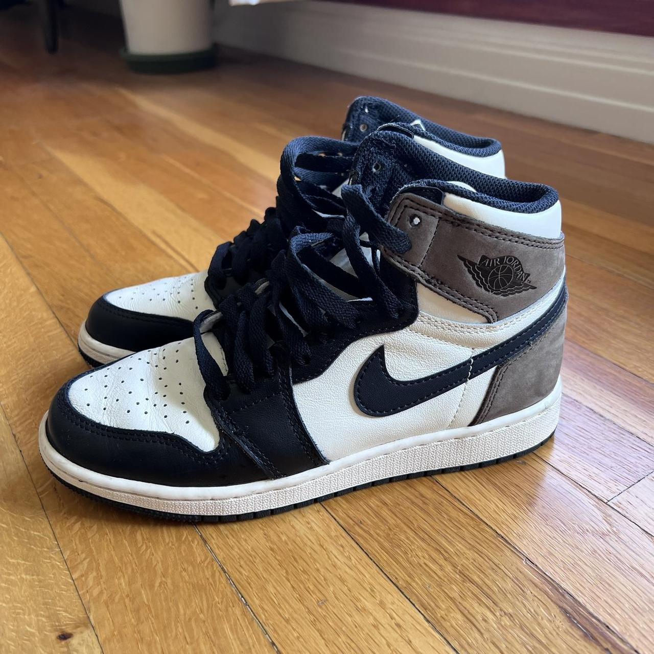 jordan 1 mocha size 4.5