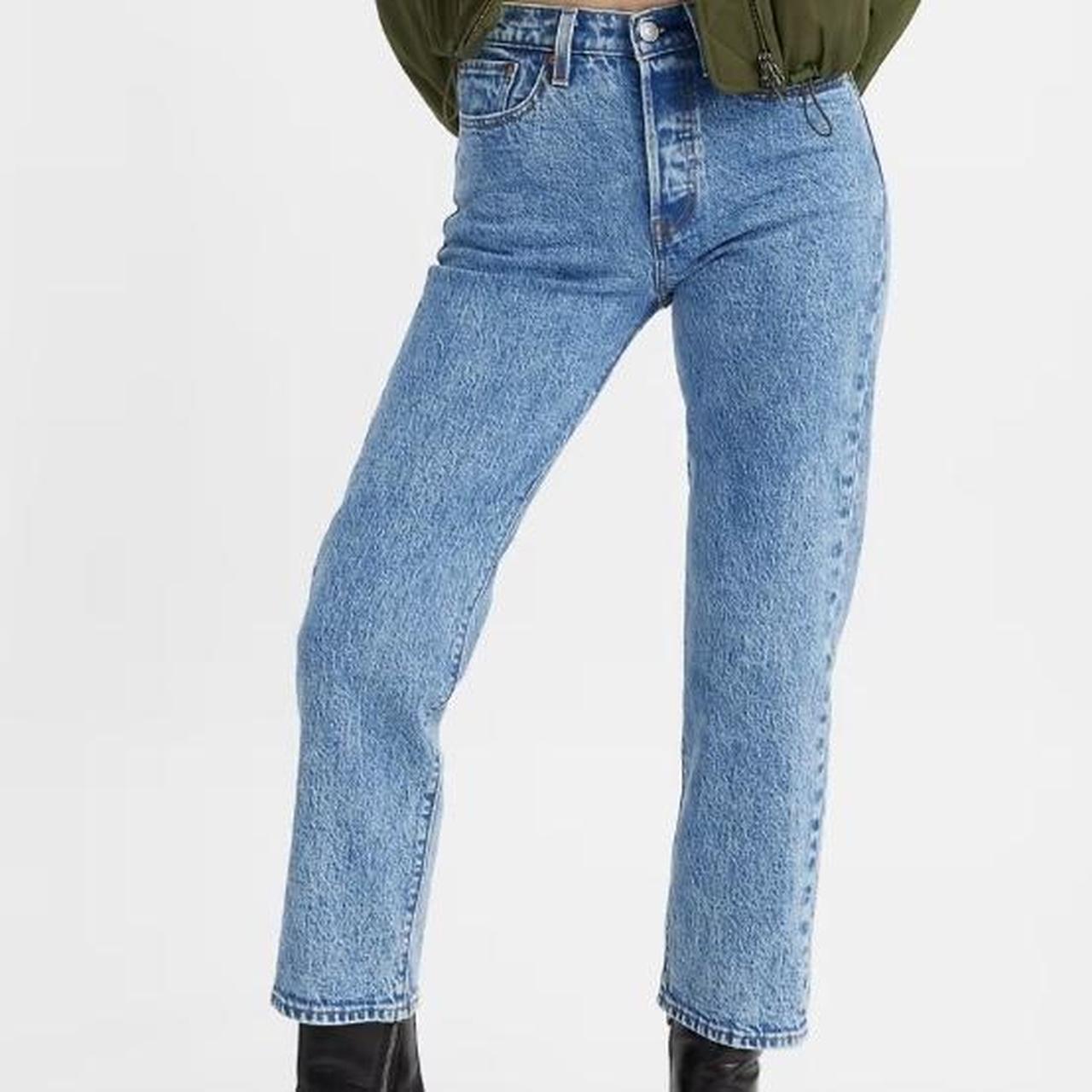 LEVIS Wedgie jeans Size 28 Barely worn Straight leg - Depop