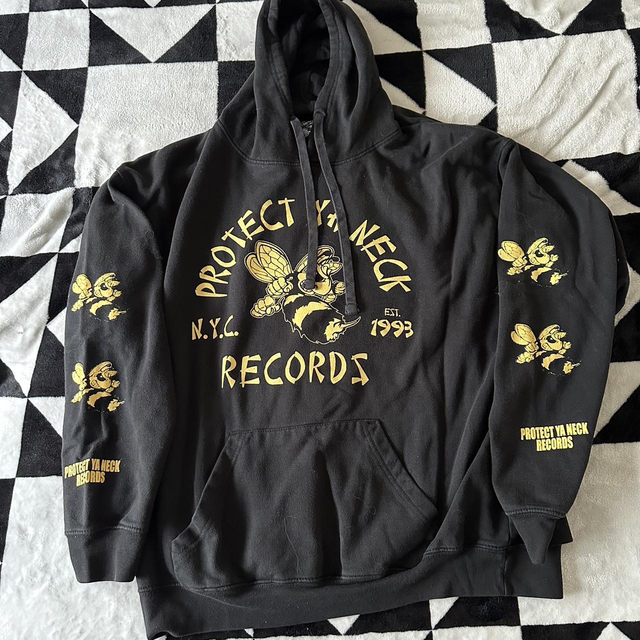 item listed by aj_v04