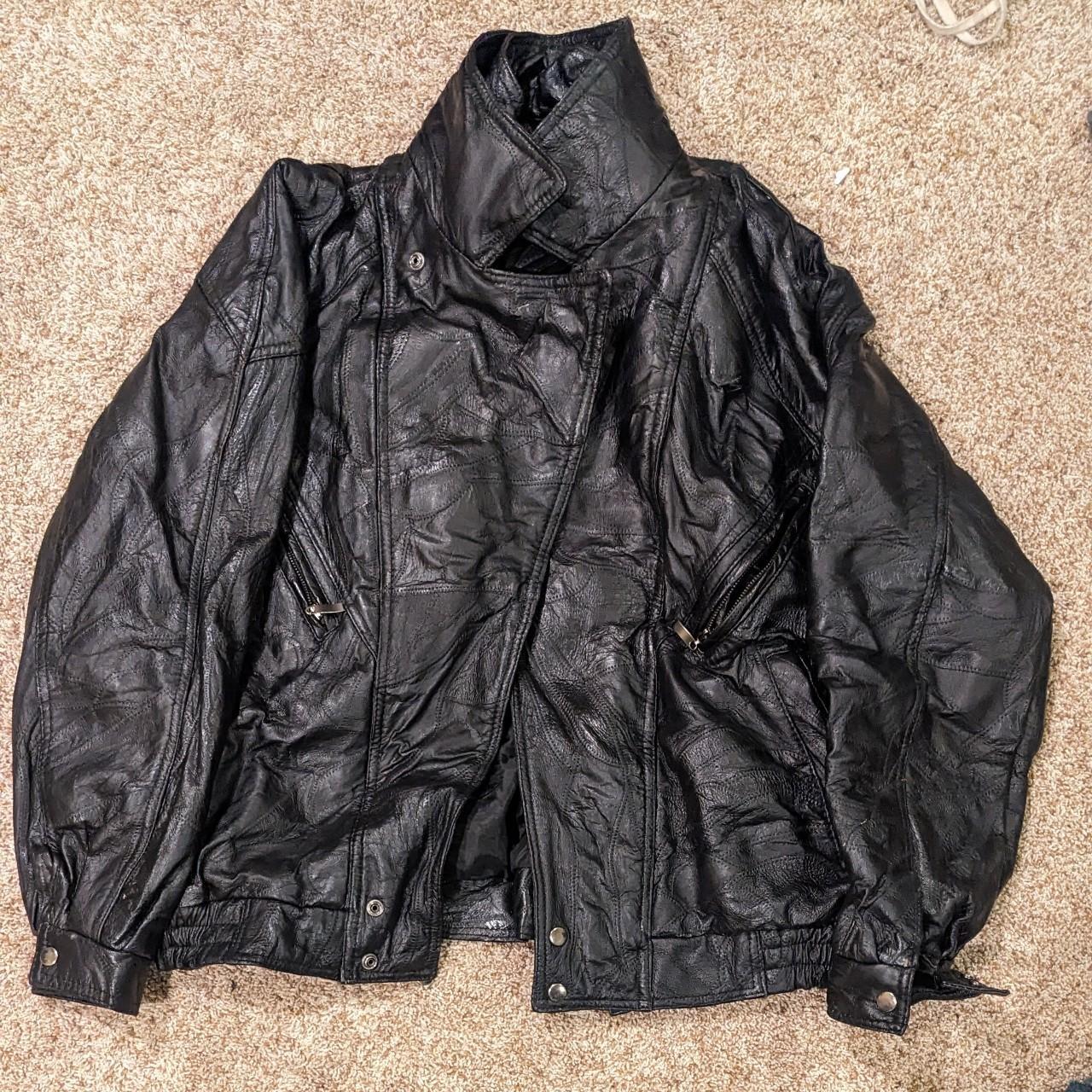 item listed by youngclothesbuyer