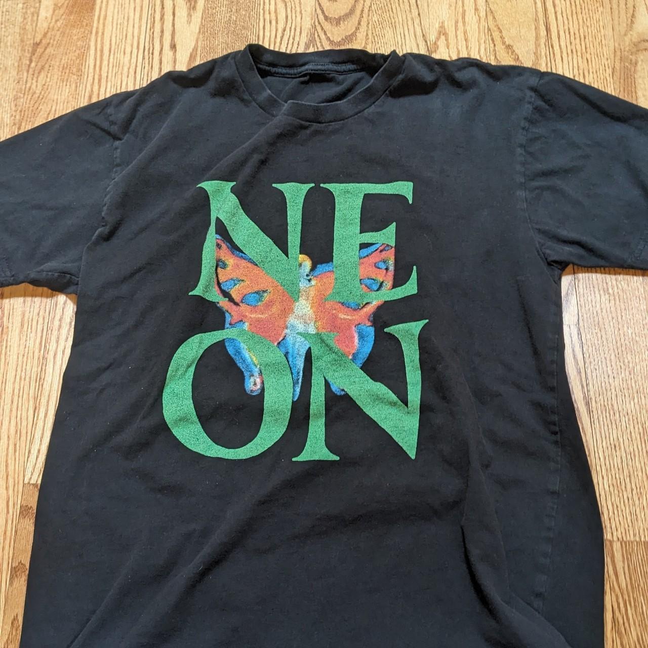 item listed by youngclothesbuyer