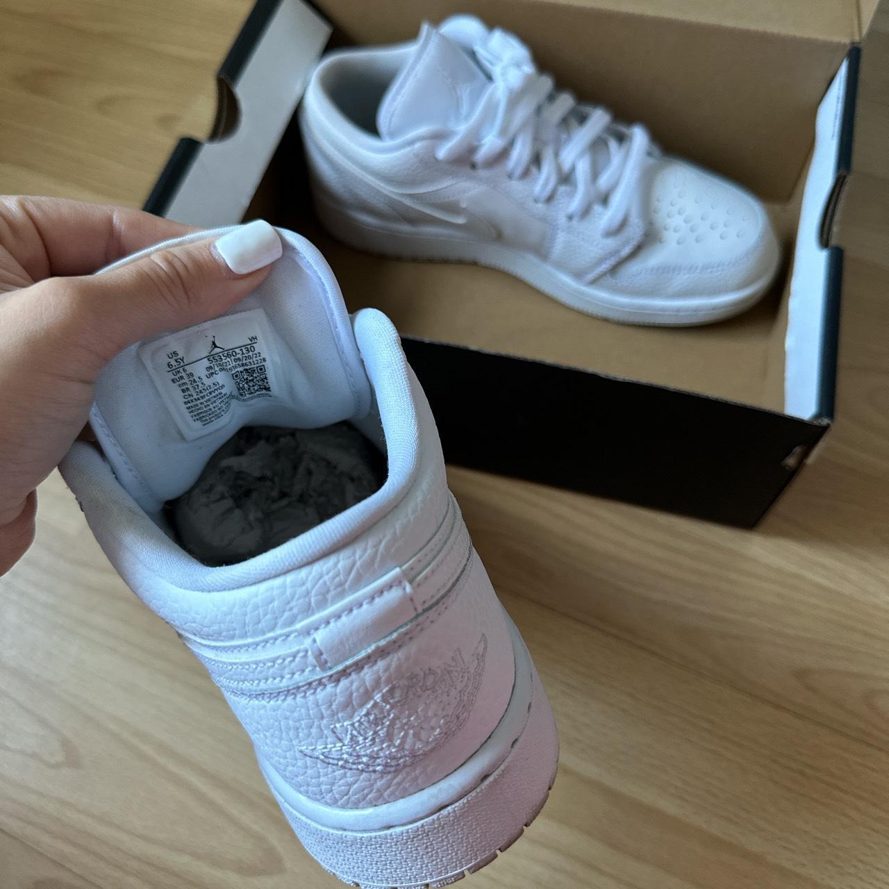 jordan 1 low white size 6