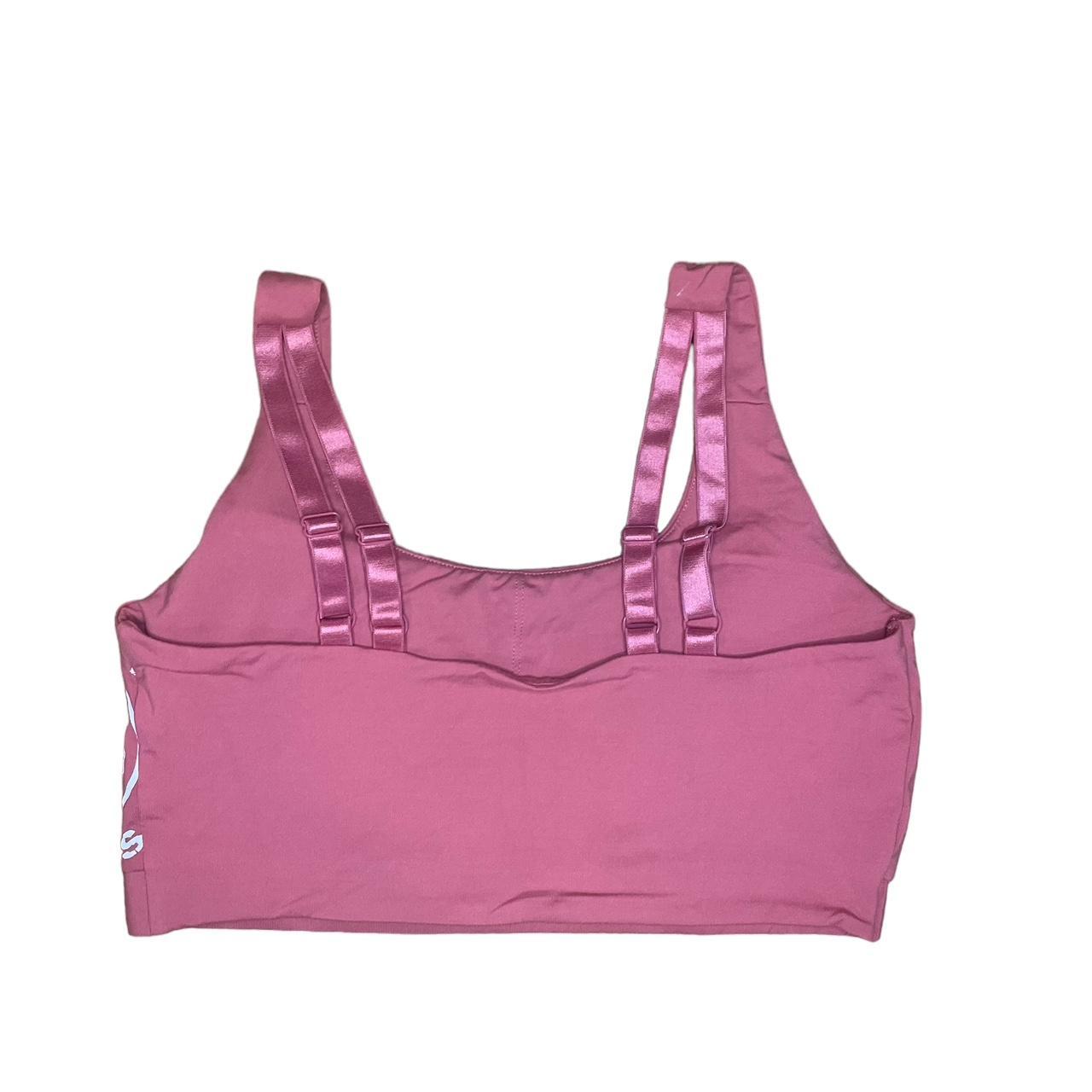 Gymshark Legacy Sports Bra in Peach Women's Size - Depop