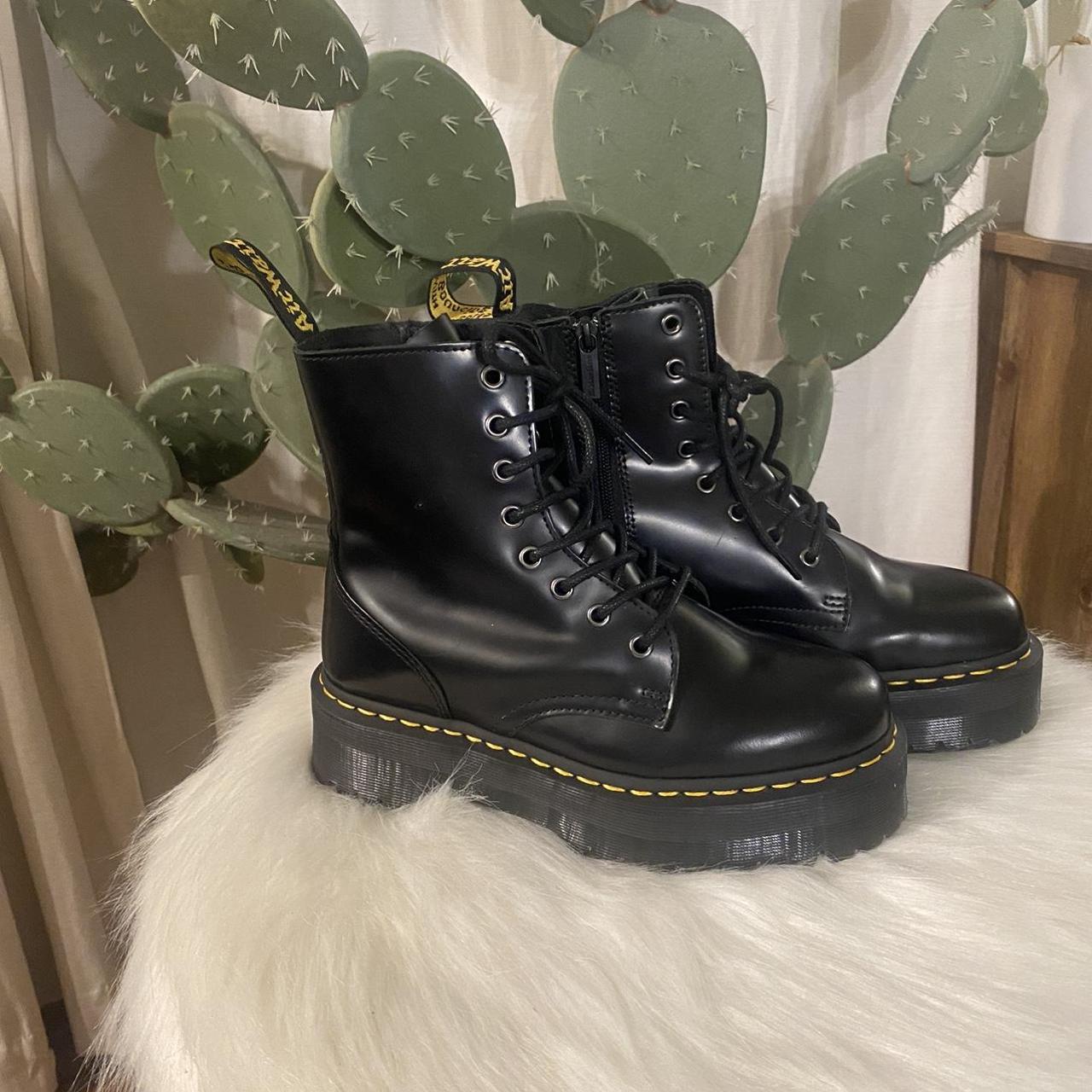 Return doc martens deals