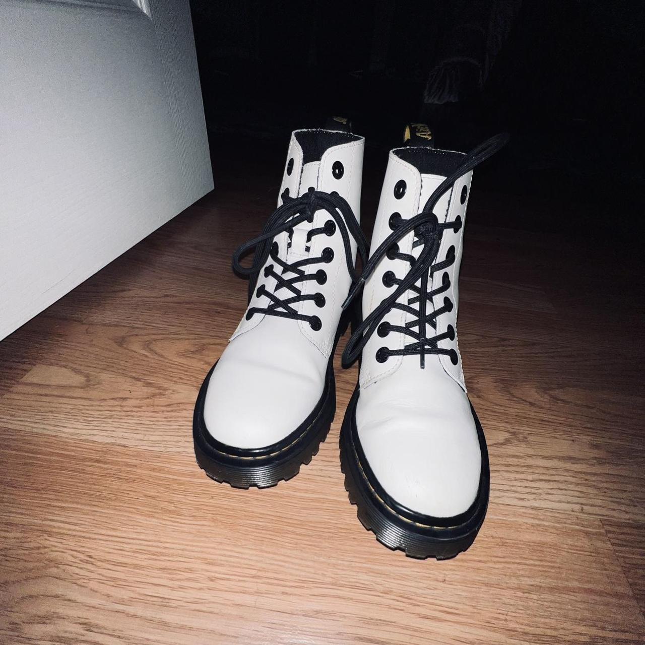 Dr martens 2025 boots luana