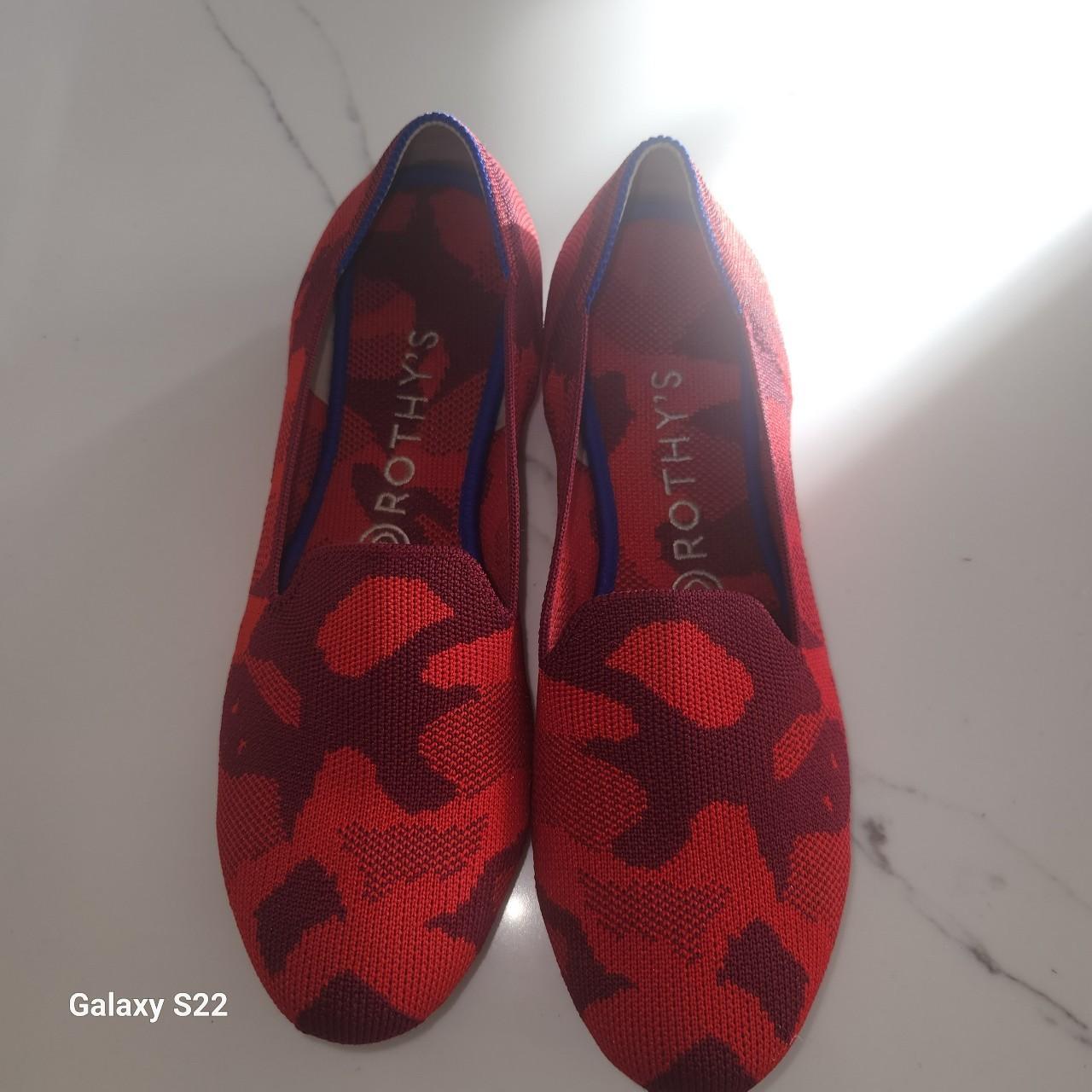 Rothys on sale red camo