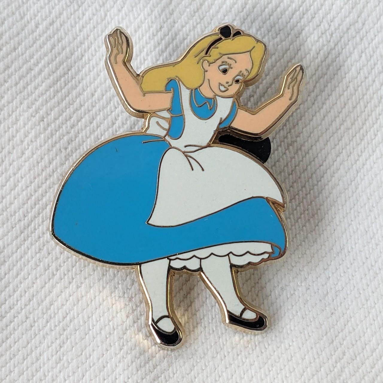 Vintage Enamel Badge Alice In Wonderland Disney Depop