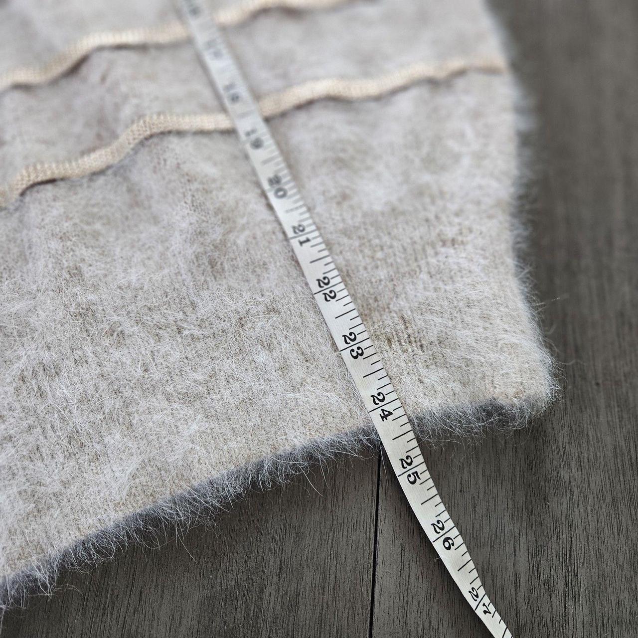 Source Unknown Women's Sweater - Tan - 2 – This v… - image 4