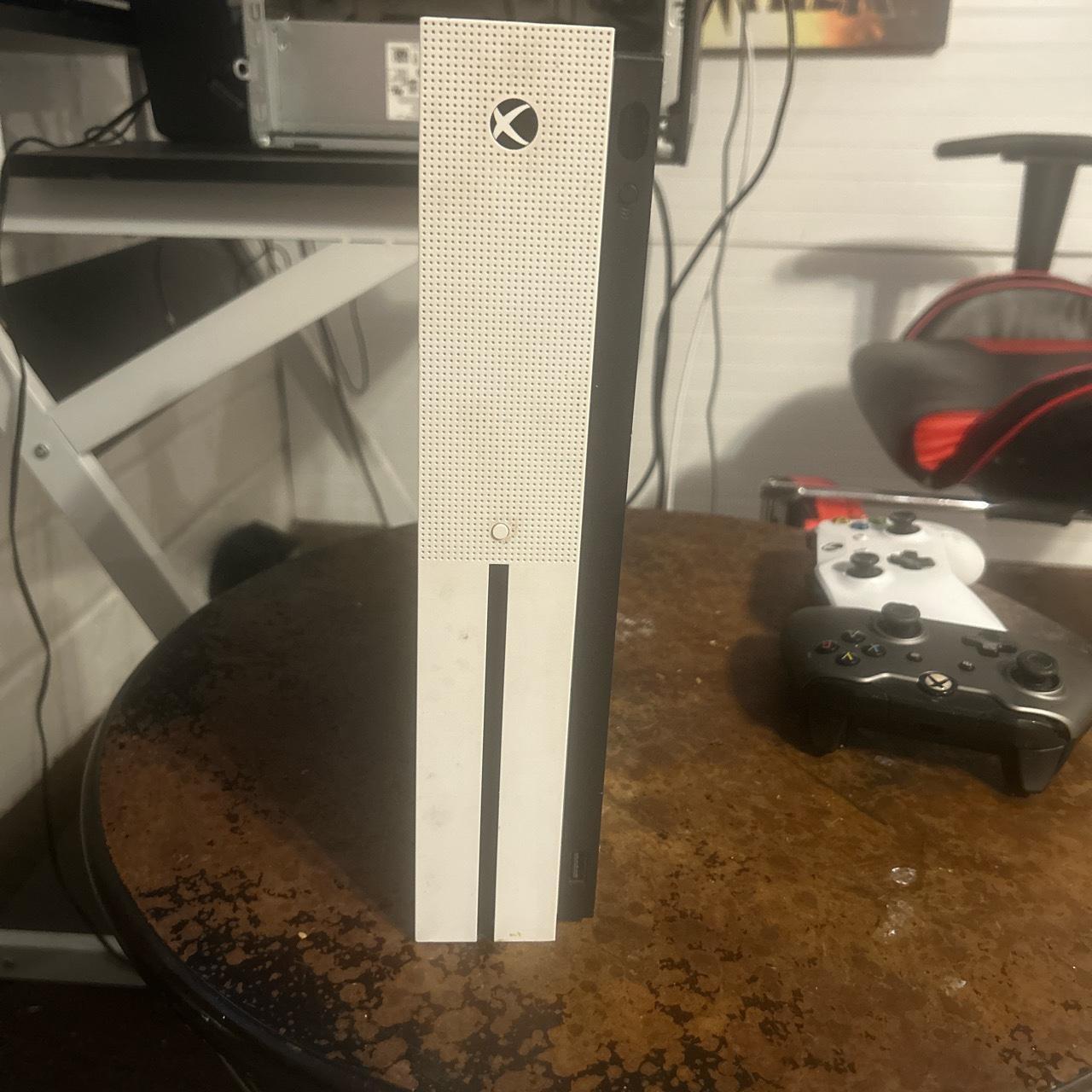 Old Xbox one s with 3 controllers Depop