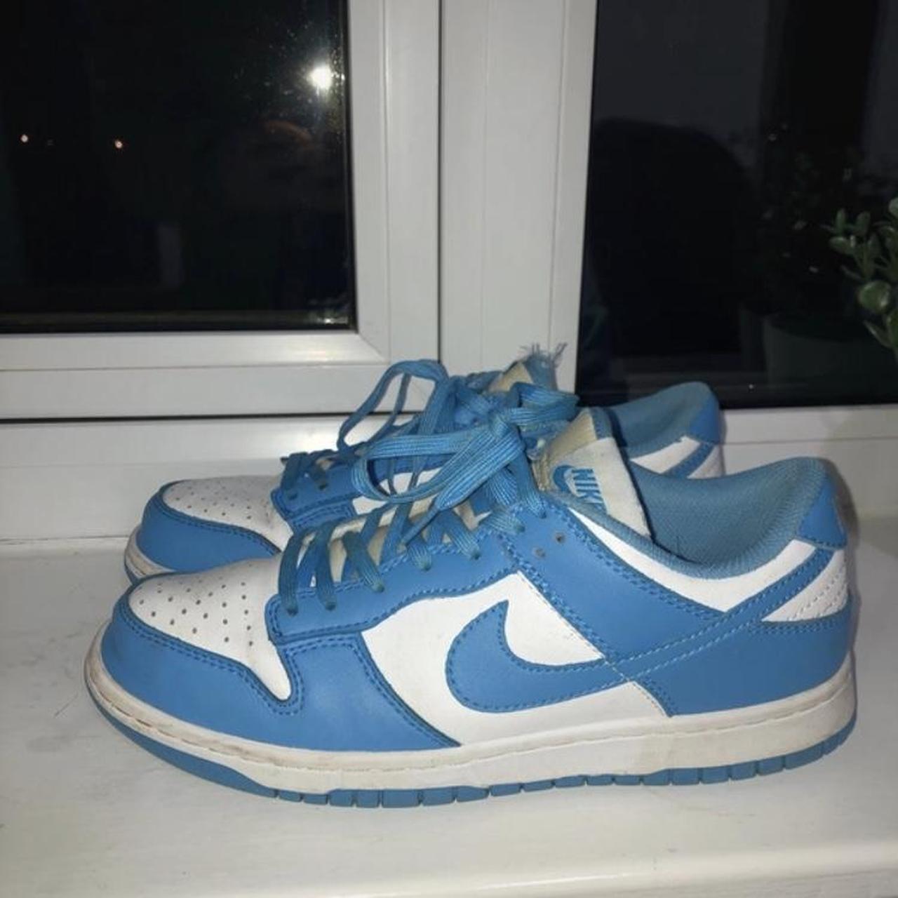 university blue nike dunks