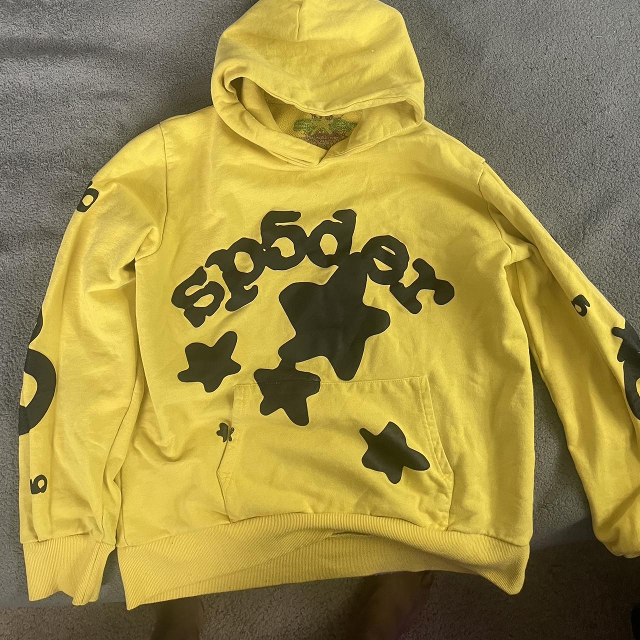 item listed by traceyygg
