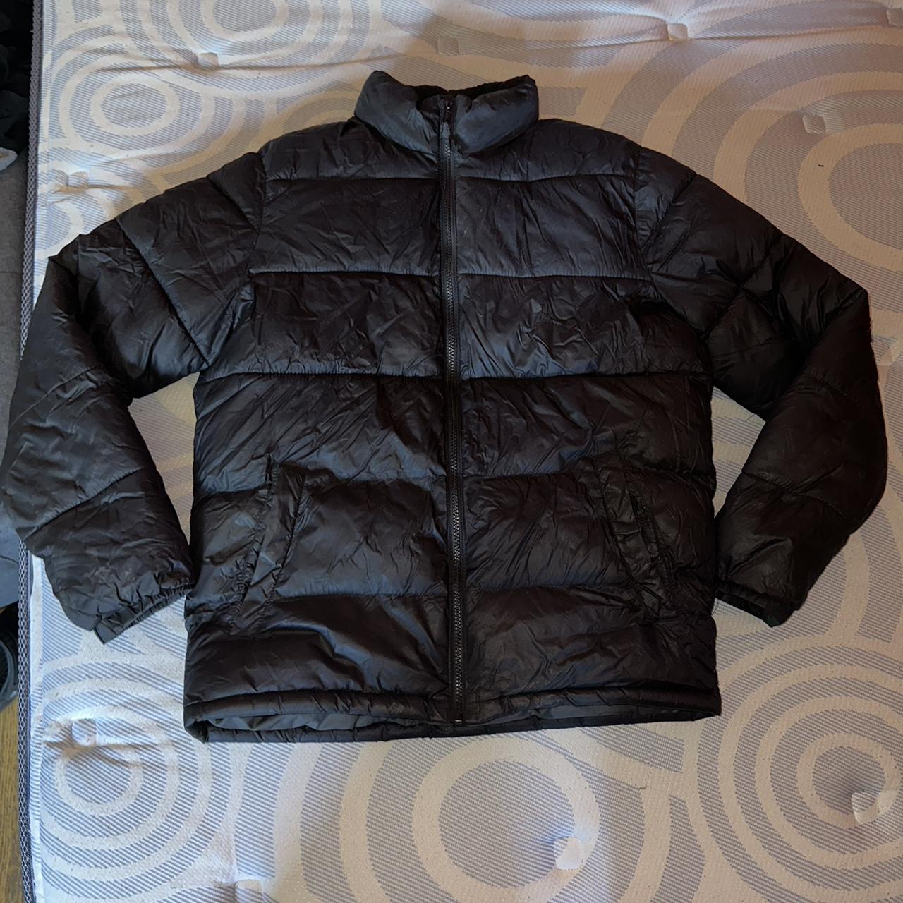 Men’s black puffer winter jacket, used but no flaws - Depop