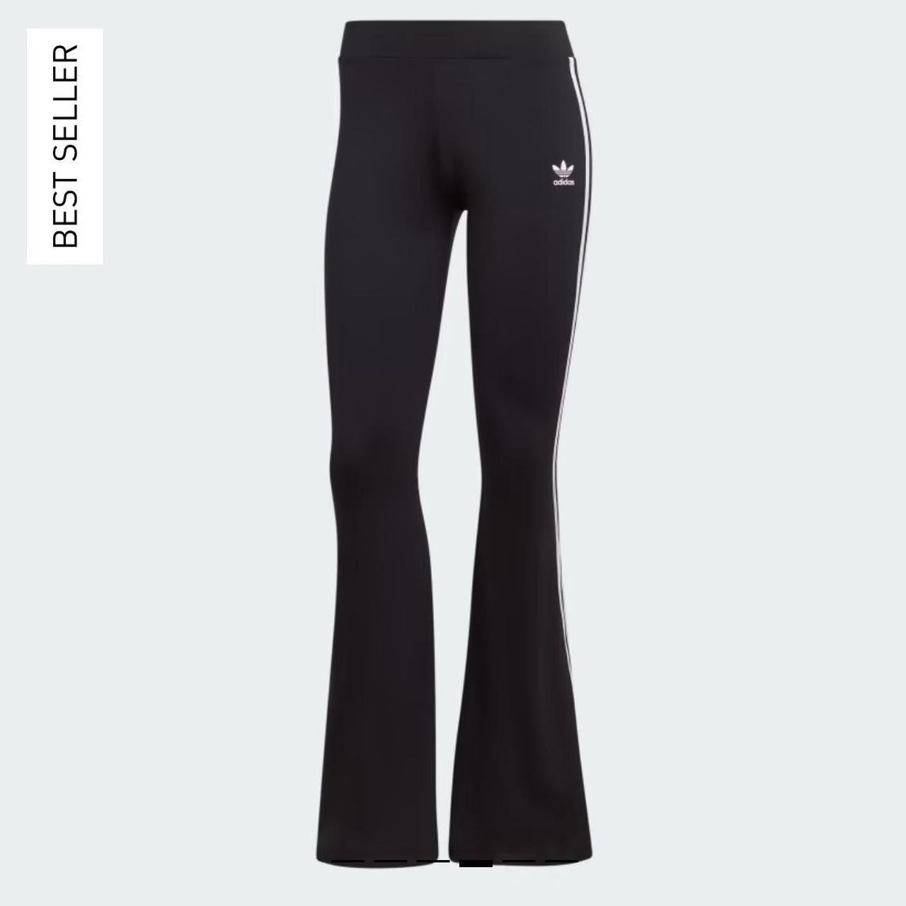 Adidas flared-leggings - Depop