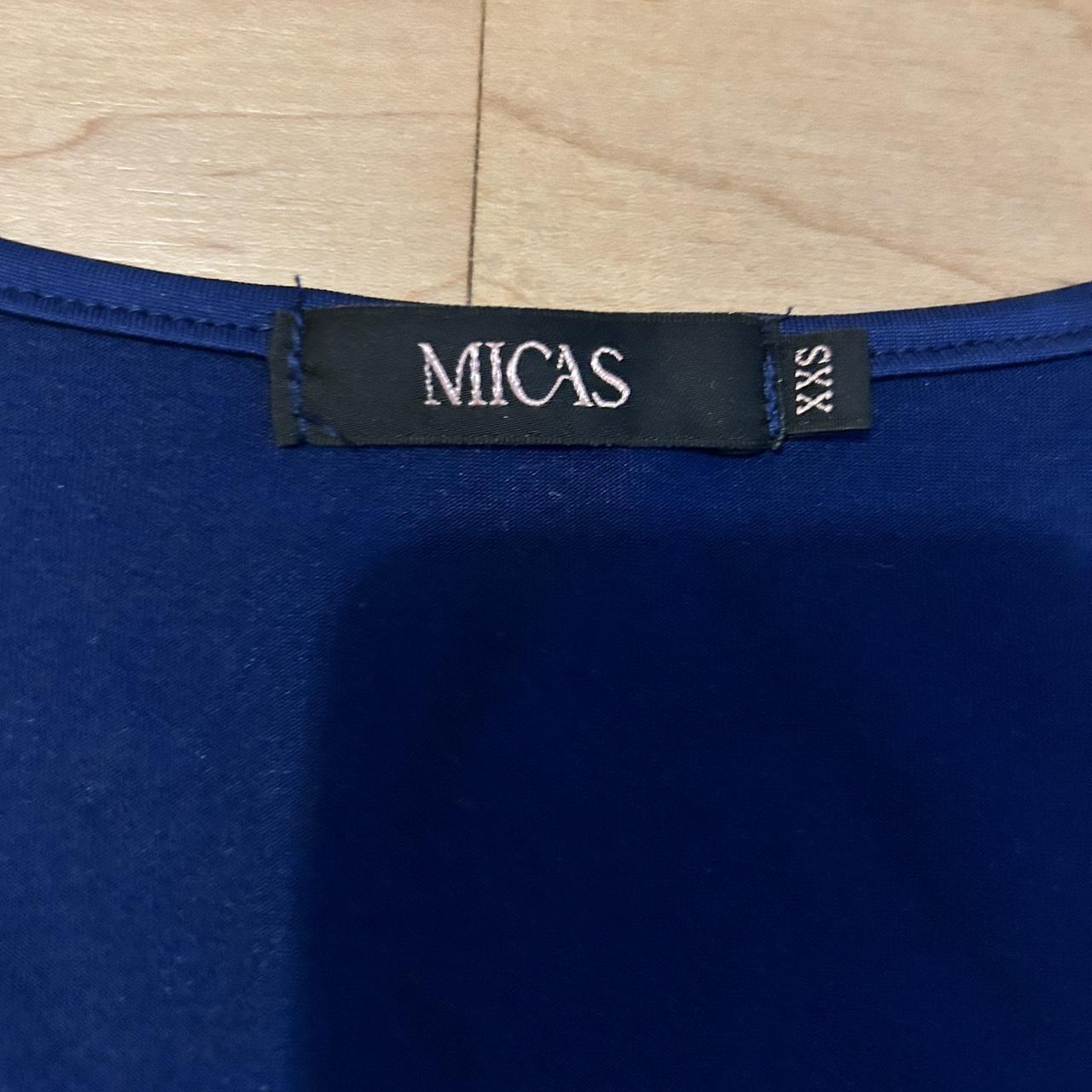 Micas Square Neck Cropped Navy Tank Top No Flaws Depop