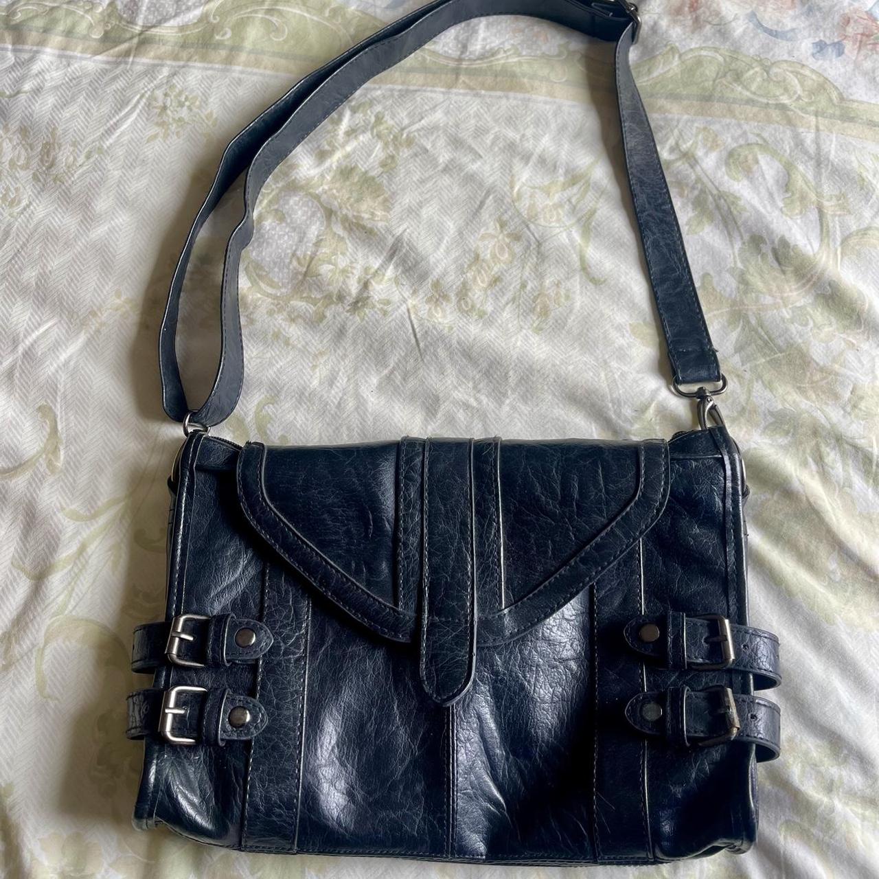 Vintage black leather BlueBird handbag 👜🎀 $20 - Depop