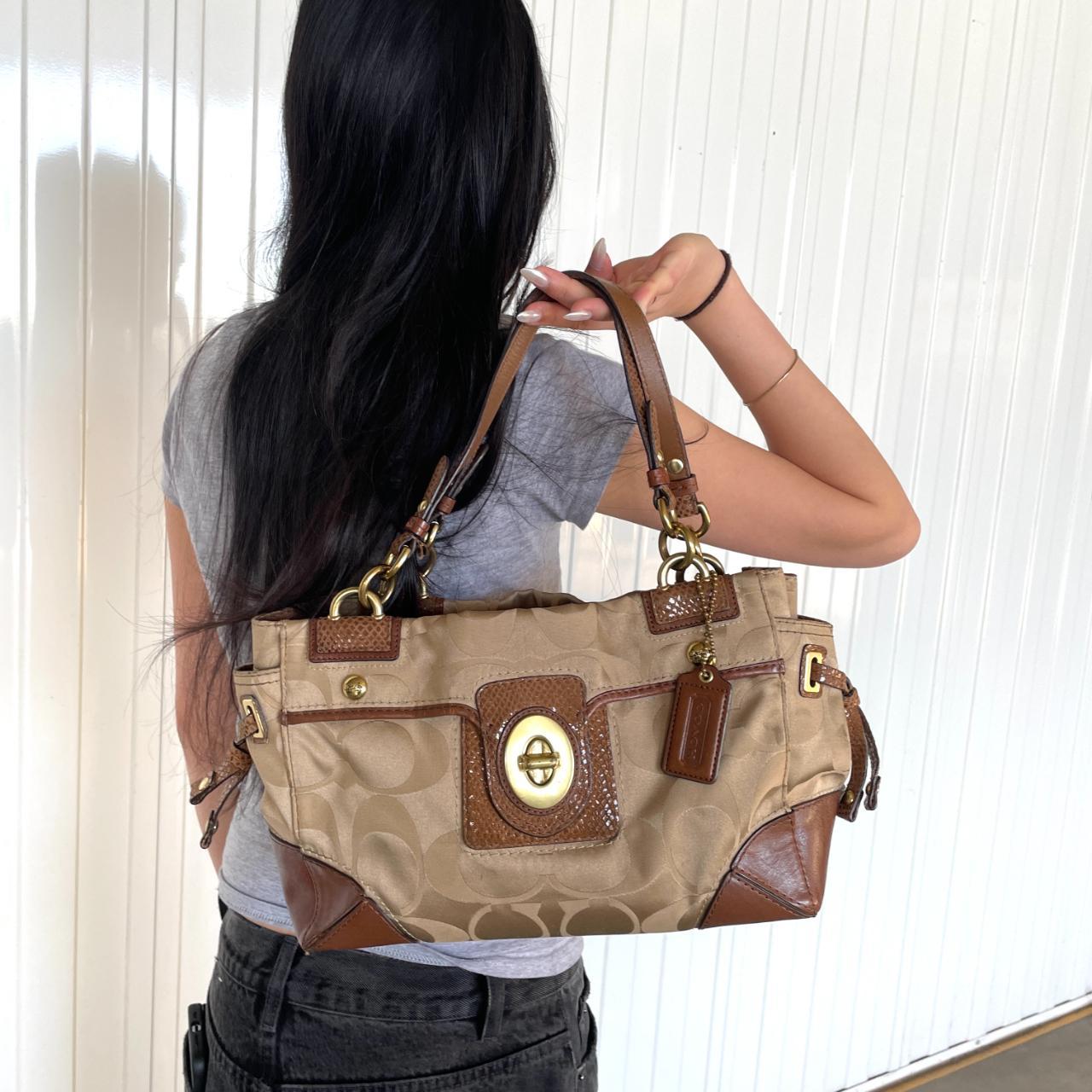 Coach vintage shoulder newest bag canvas leather