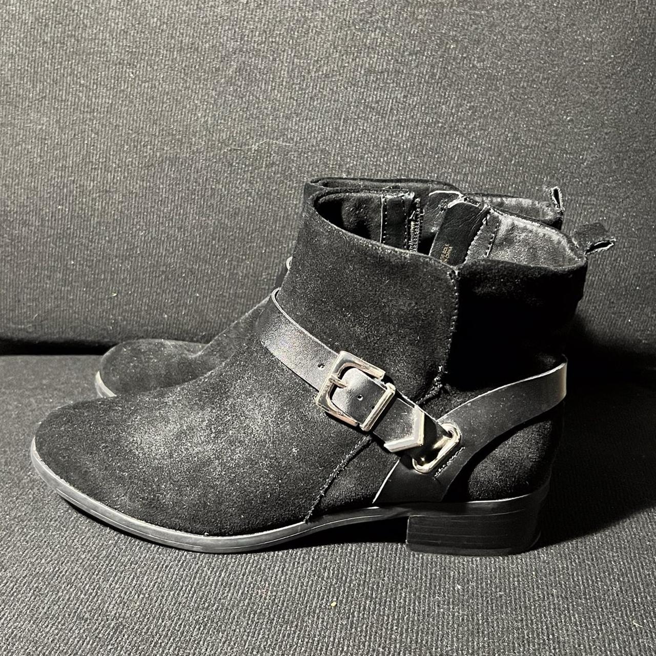 Essex lane clearance boots