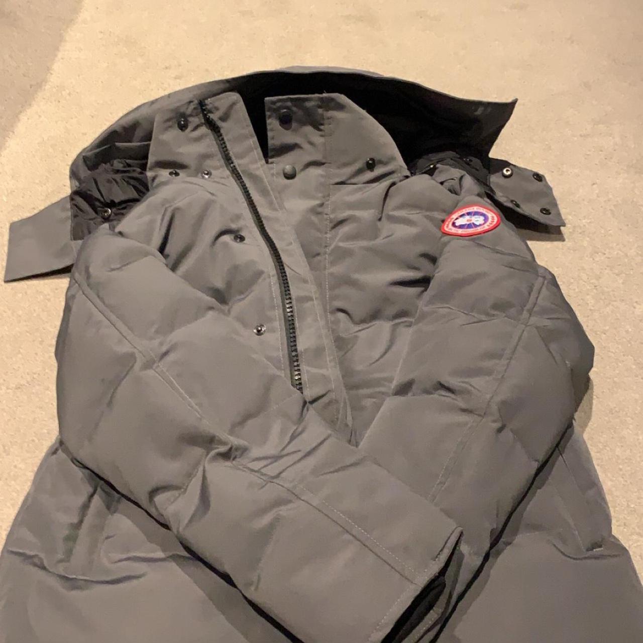 Depop cheap canada goose