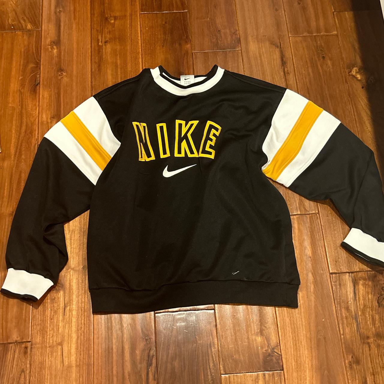 vintage nike streetwear