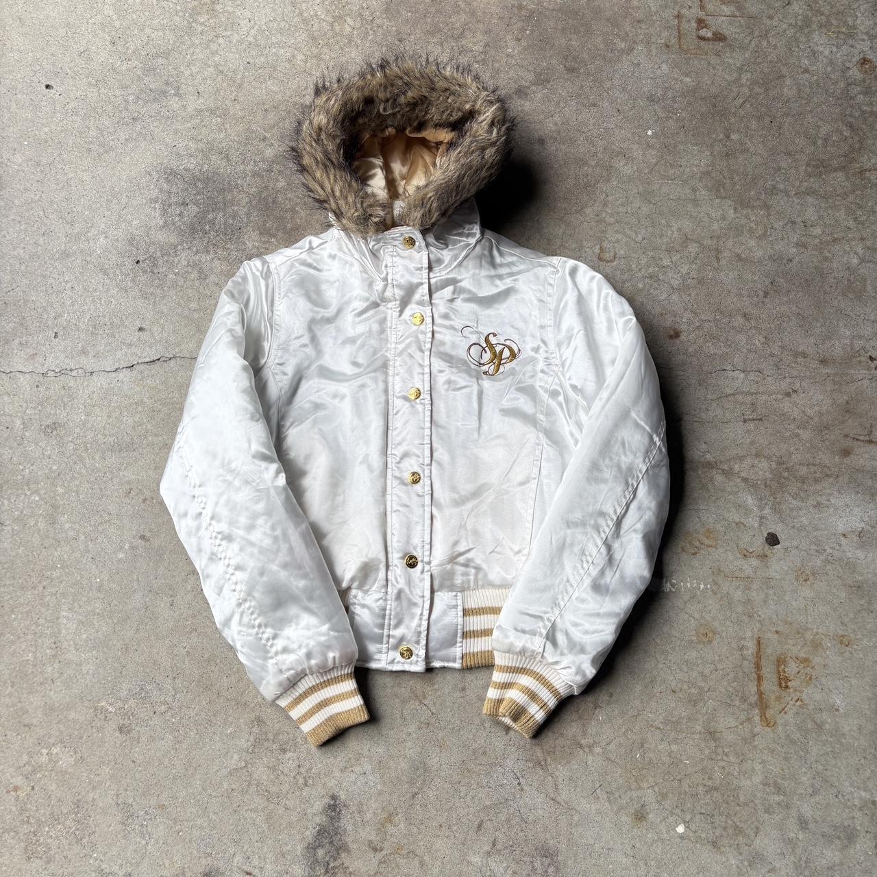 Y2k fur-jacket - Depop