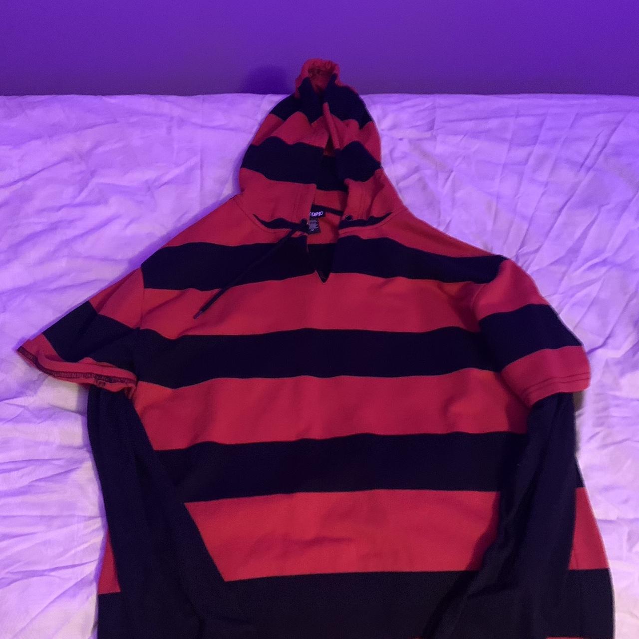 Red and black best sale striped zip up hoodie