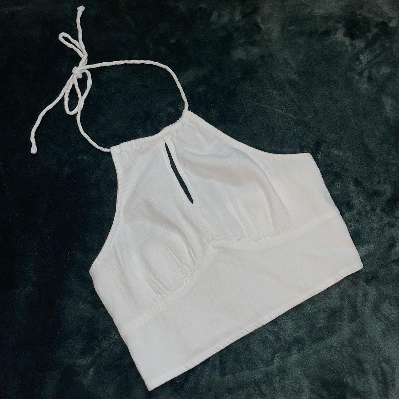 Hollister White Halter Top size medium linen. Depop