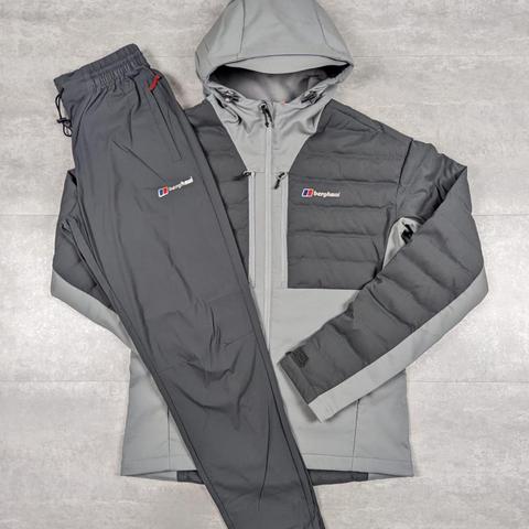 Berghaus Tracksuit Men s Small 245 Depop