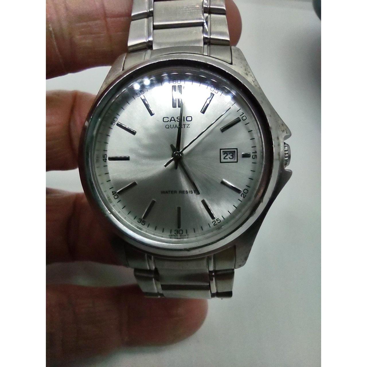 Casio 1332 MTP 183 Silver W Date Vintage Watch The