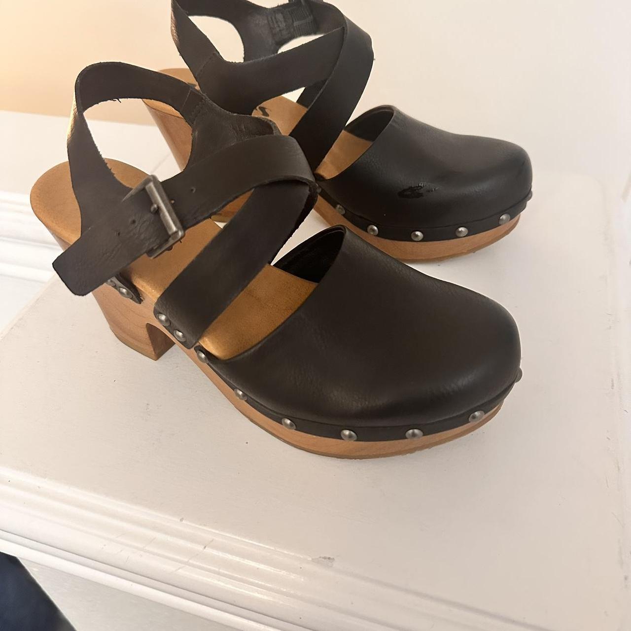 Korks by Kork Ease Black Clogs with Wood Platform Depop