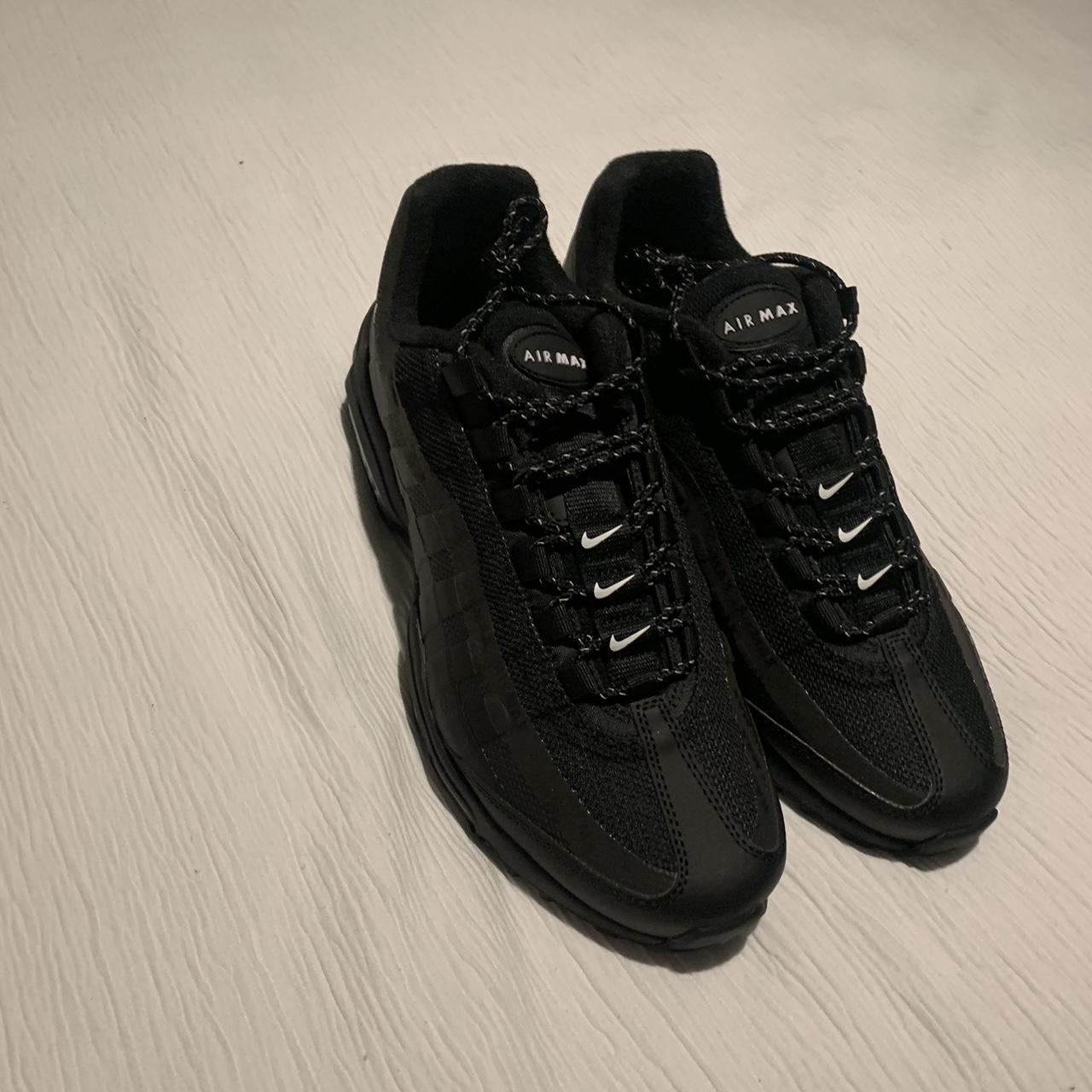 110s nike black