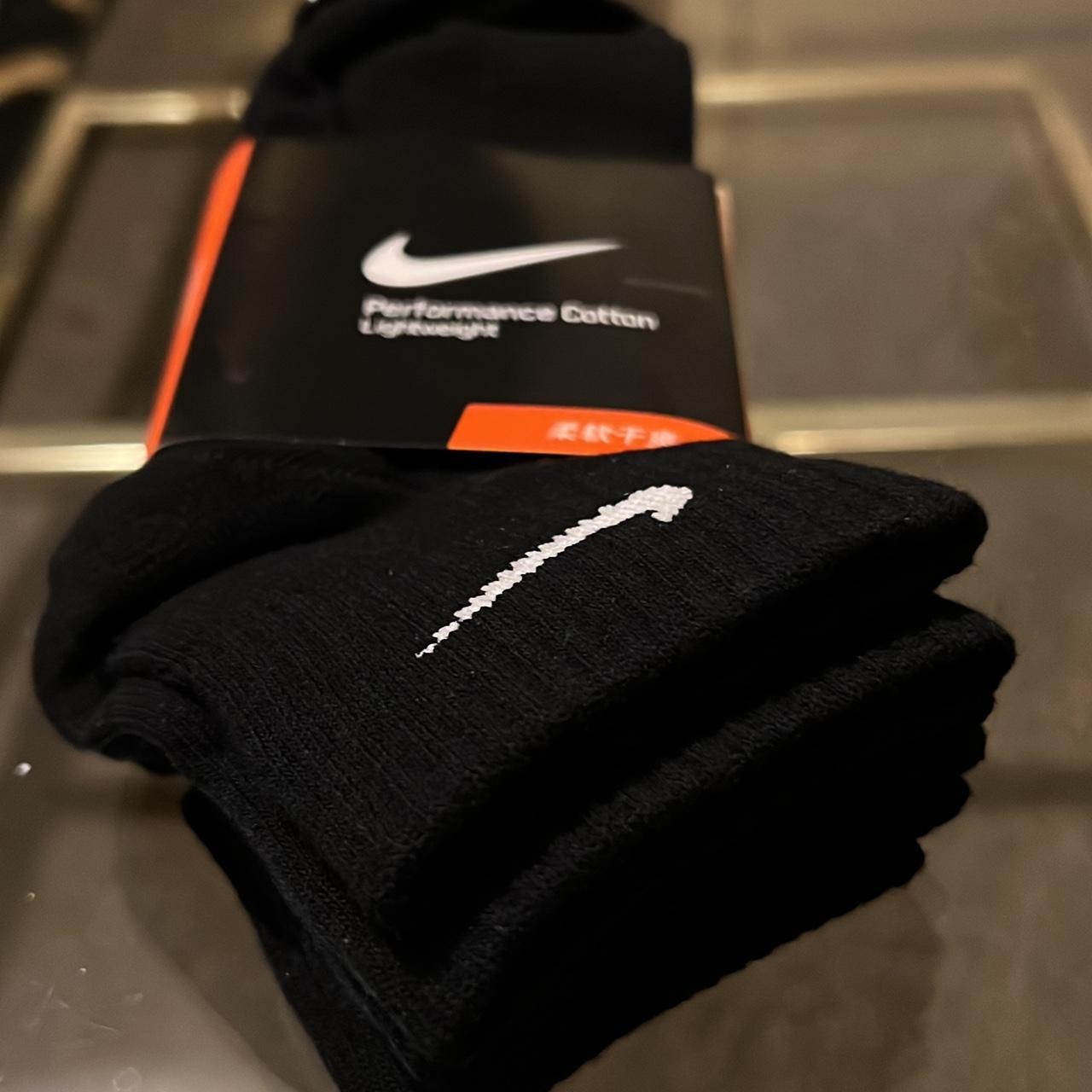 nike mid cut crew socks
