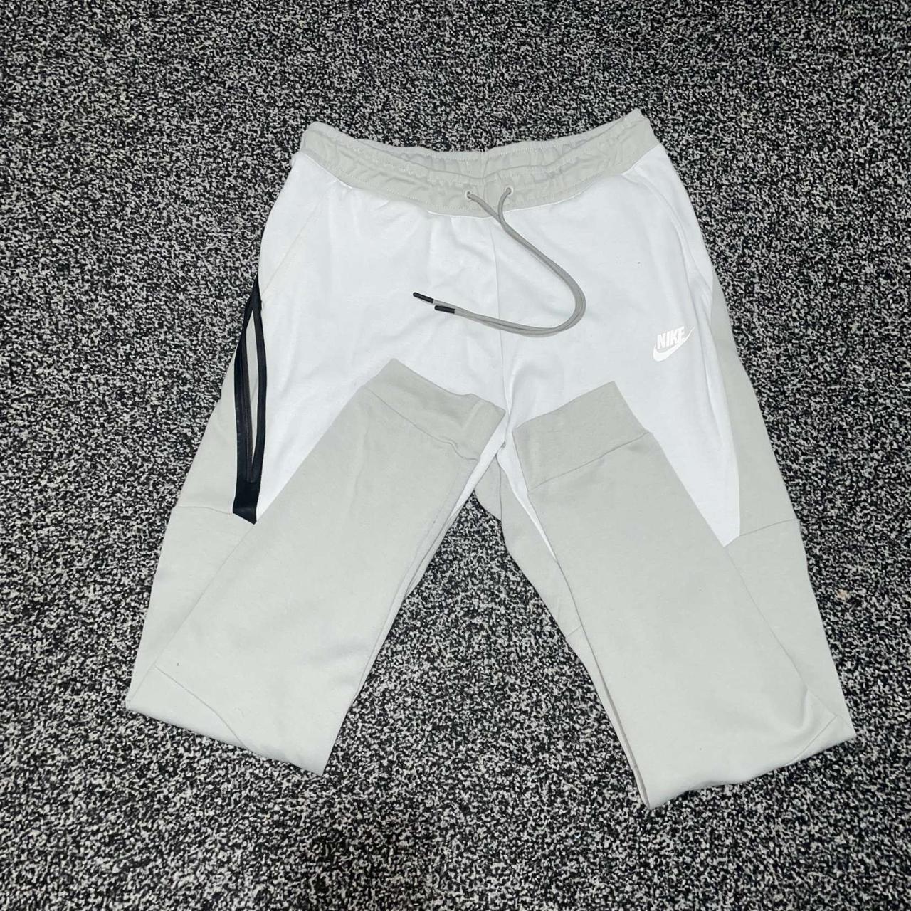 old season tech fleece joggers