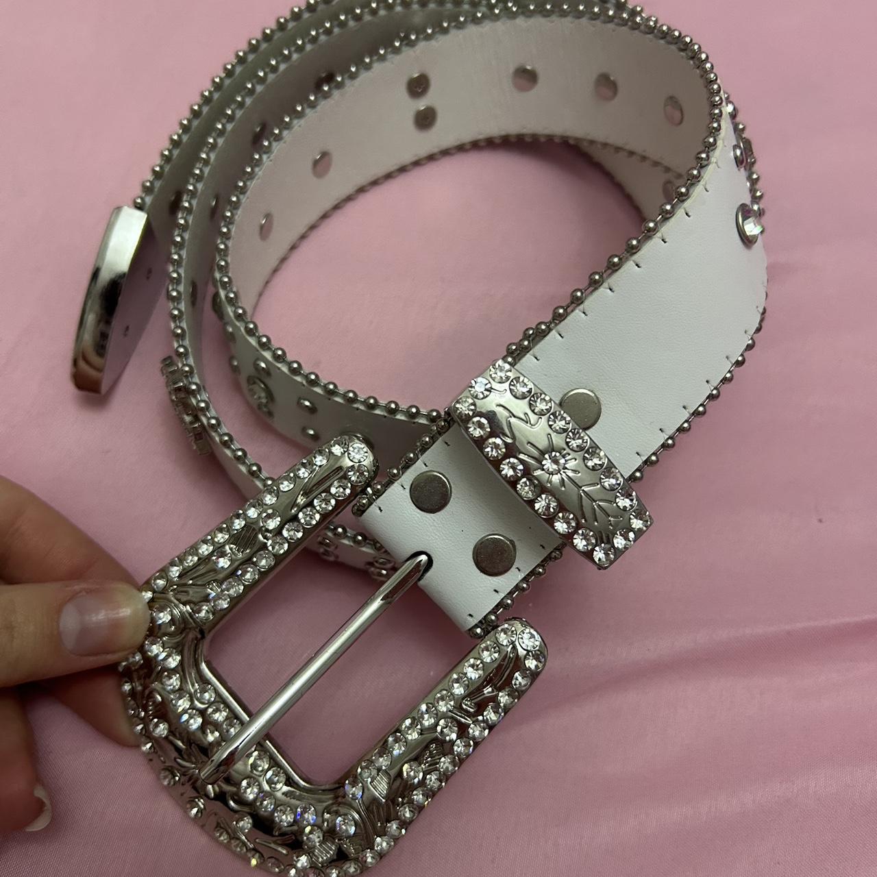 item listed by 222sara222