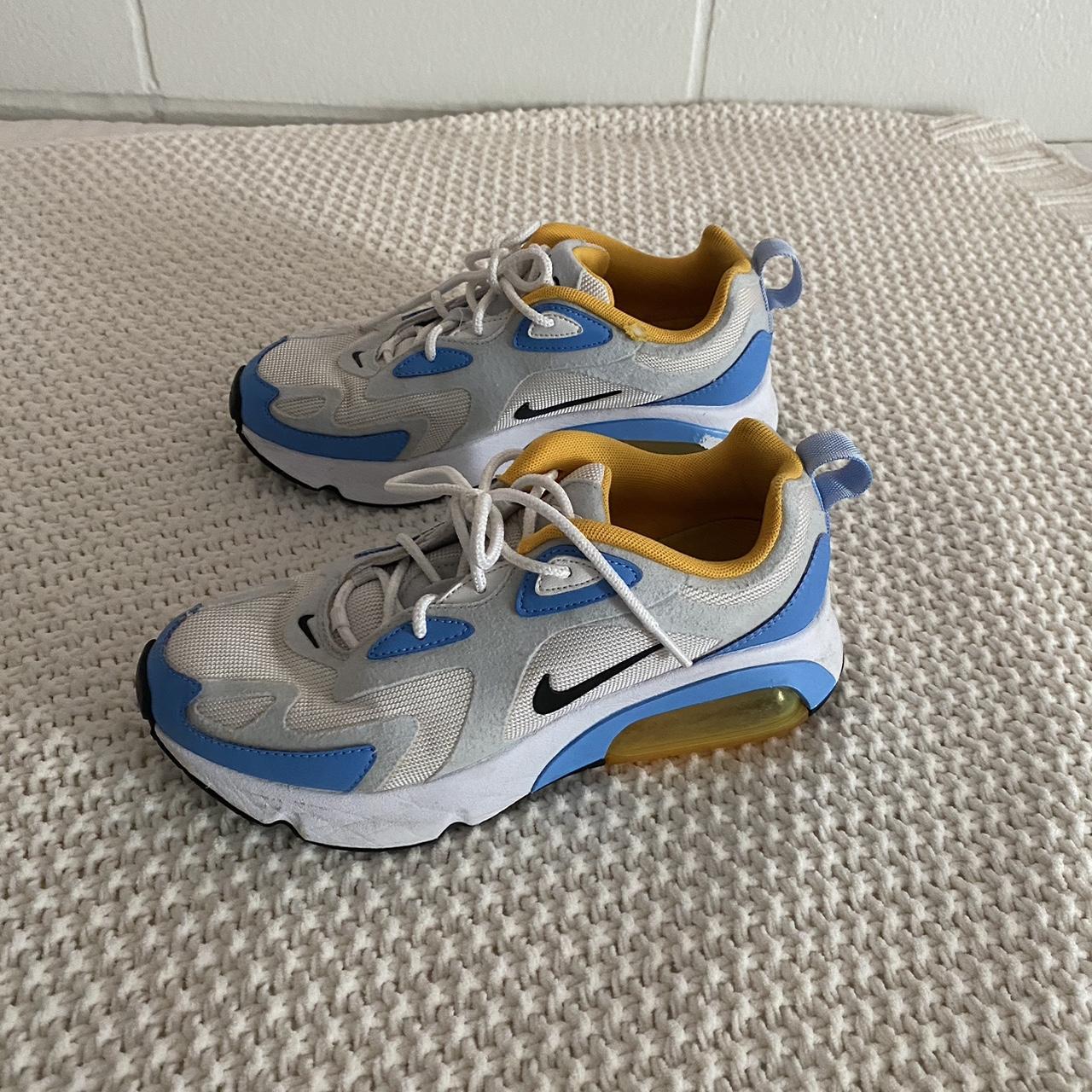 nike tear off shoes