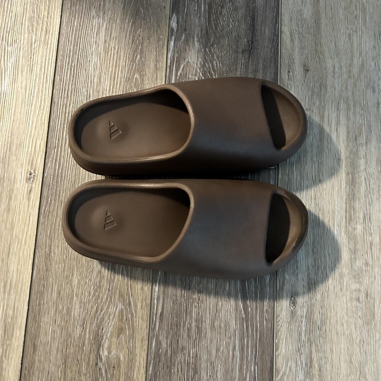 yeezy brown slide