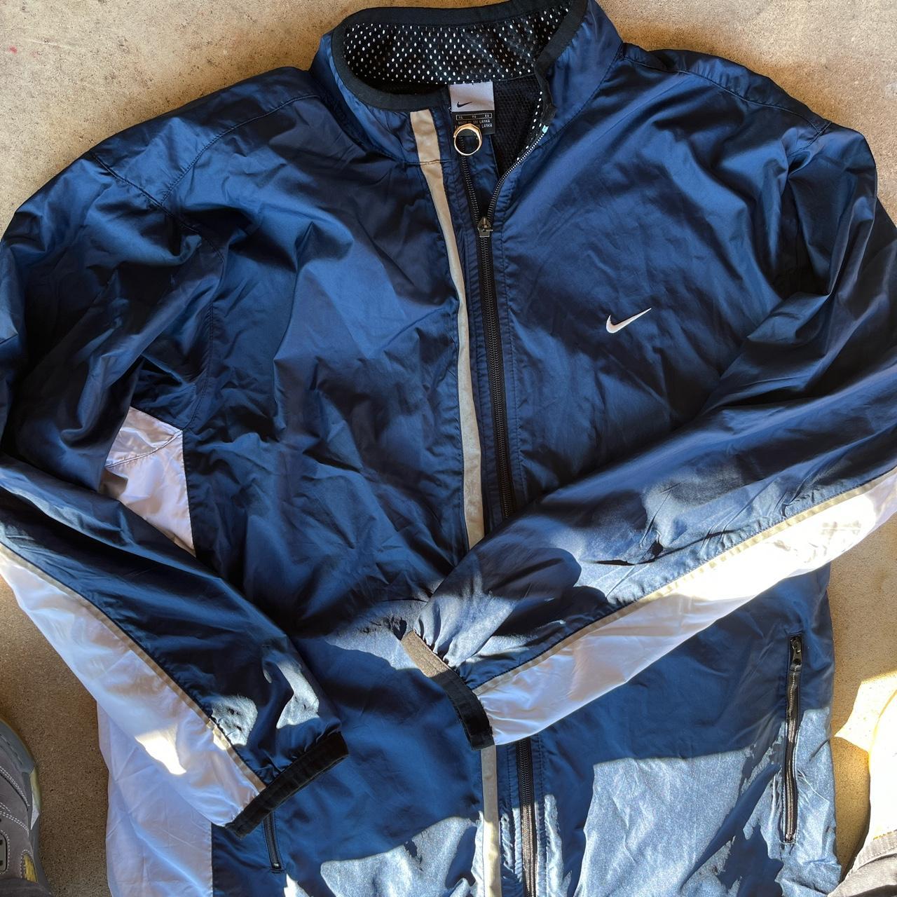 zip up windbreaker nike
