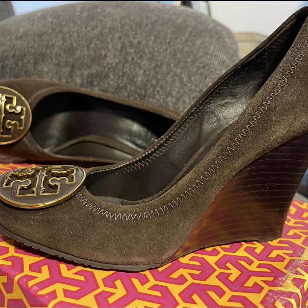 Tory Burch Wedges Size : 5 Color/code: Coconut... - Depop
