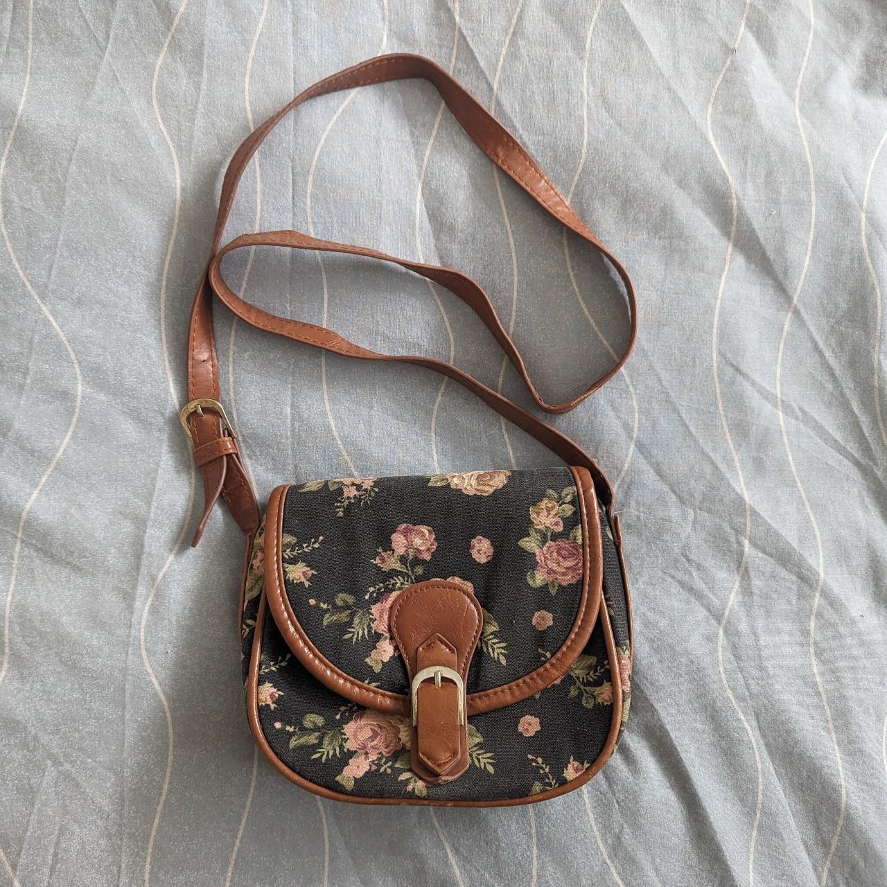 Sportsgirl rose print shoulder bag. The bag has a... Depop