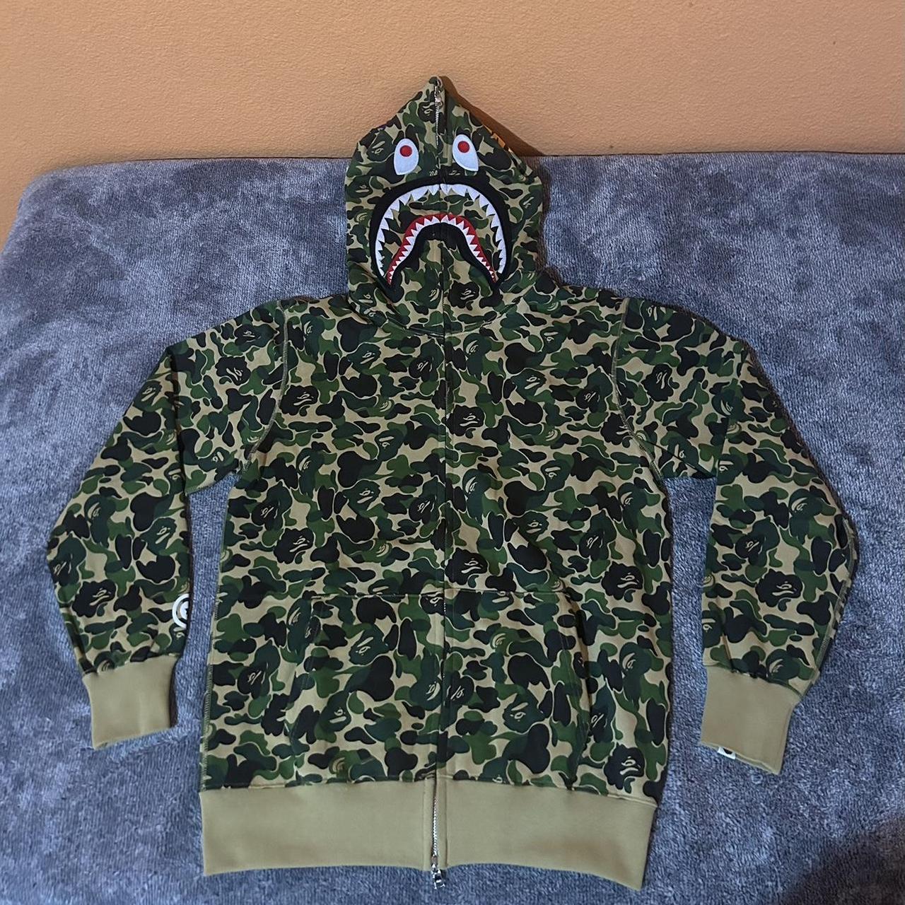 Jaket bape outlet shark