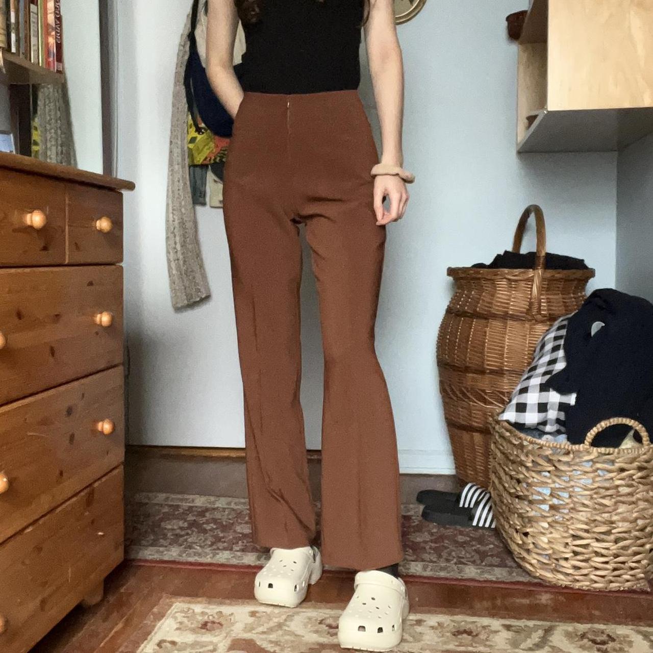 🎀MOVING SALE SEND OFFERS🎀 brown/rust retro flare - Depop