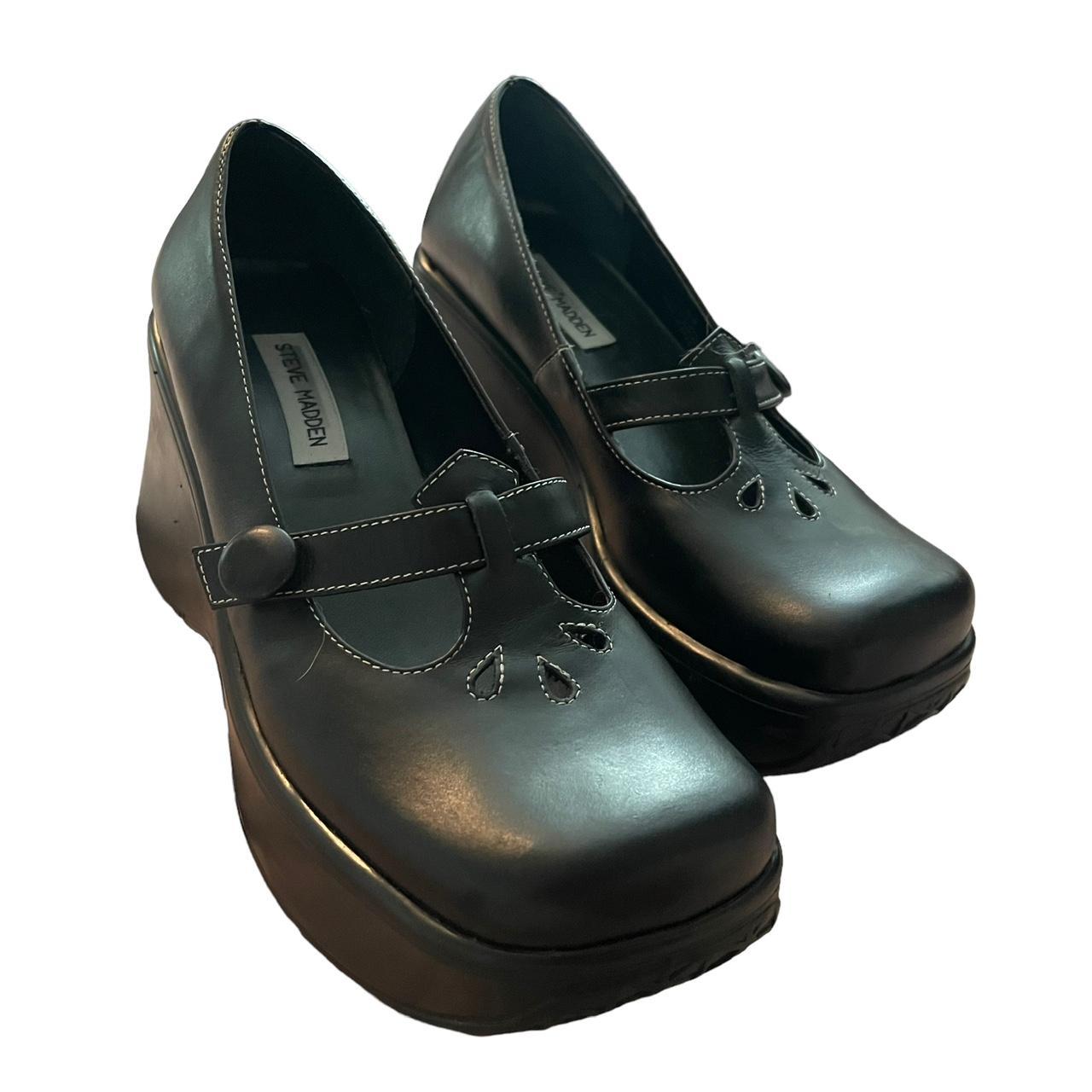 Steve Madden Women's Black Loafers Depop