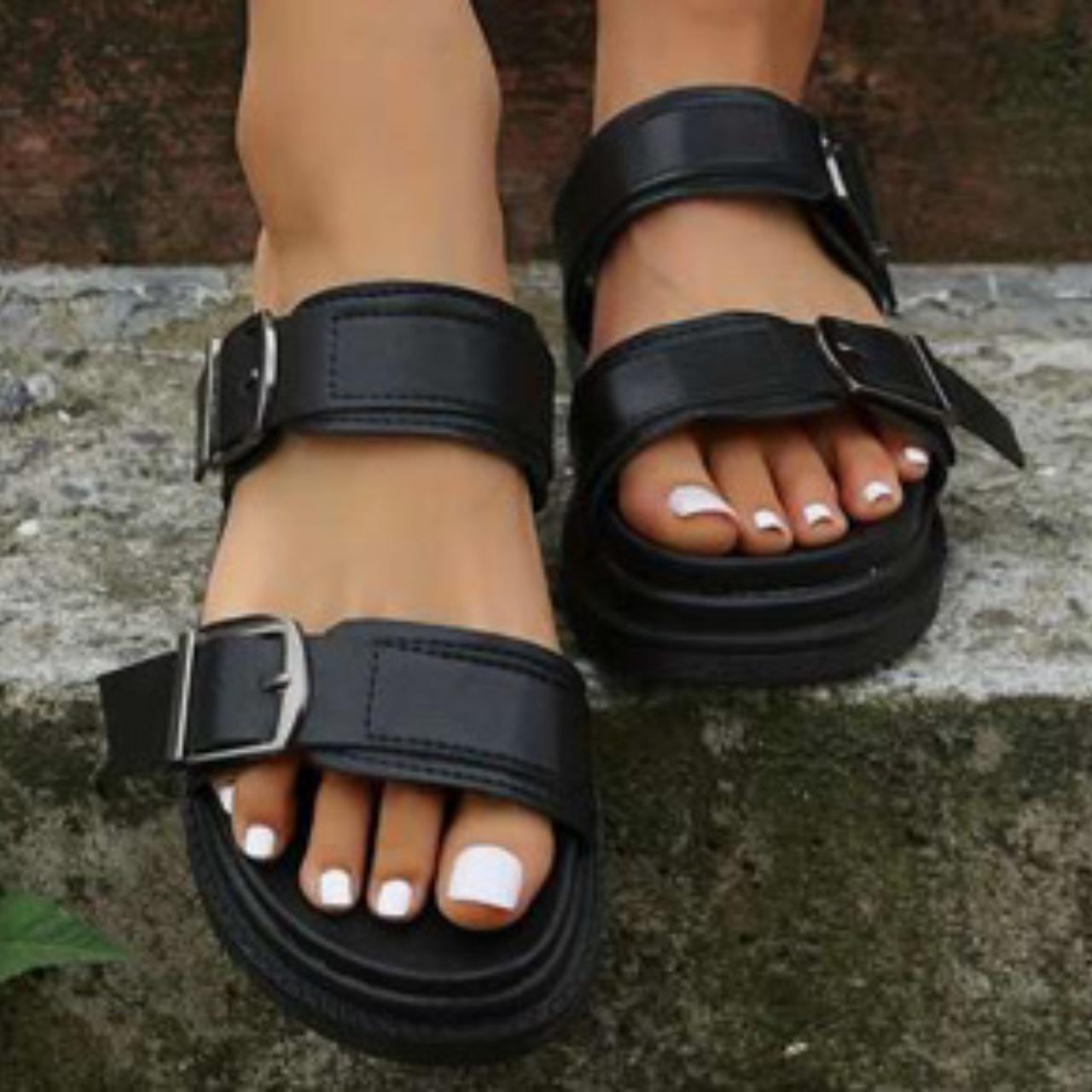 strappy platform shoes