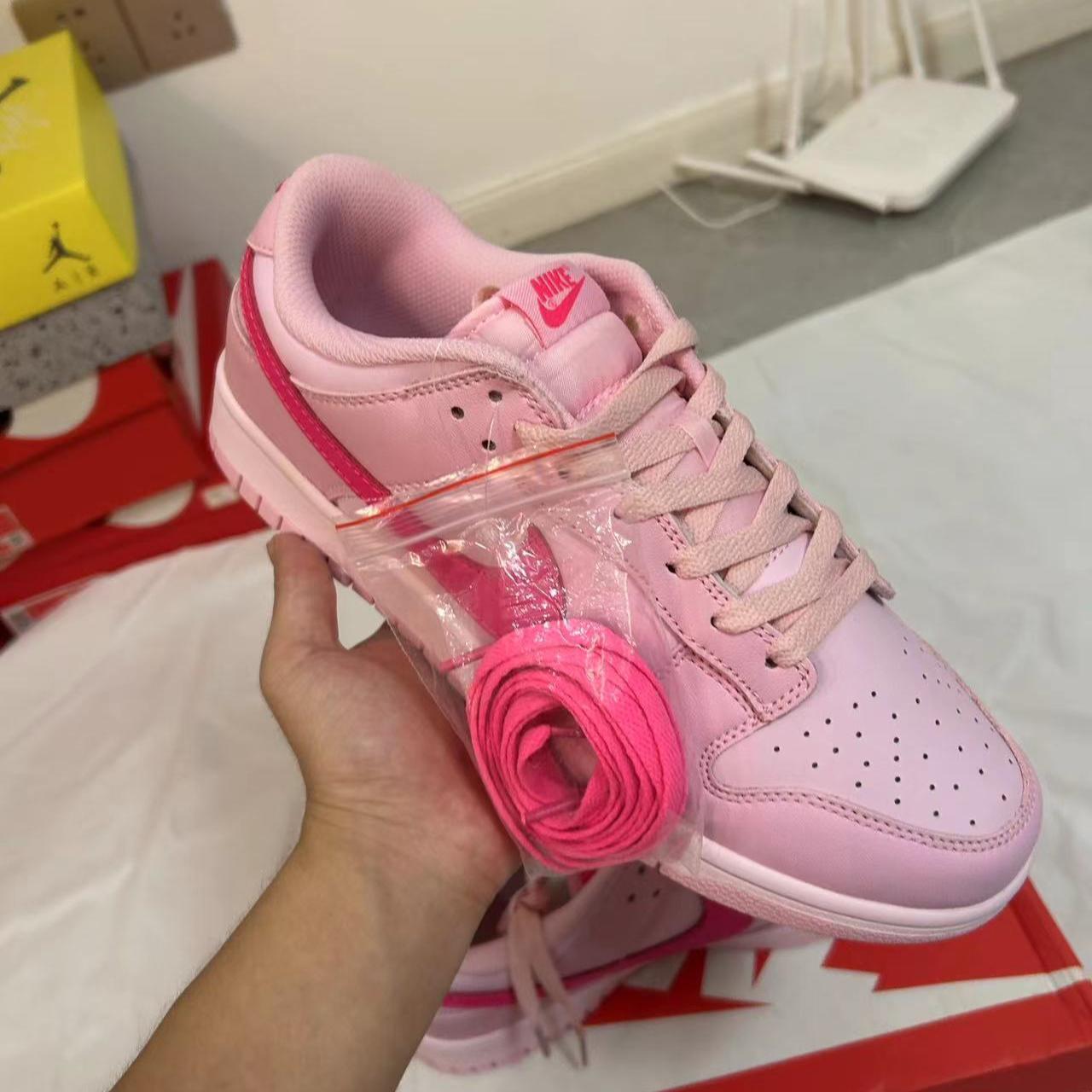 dusky pink nike trainers