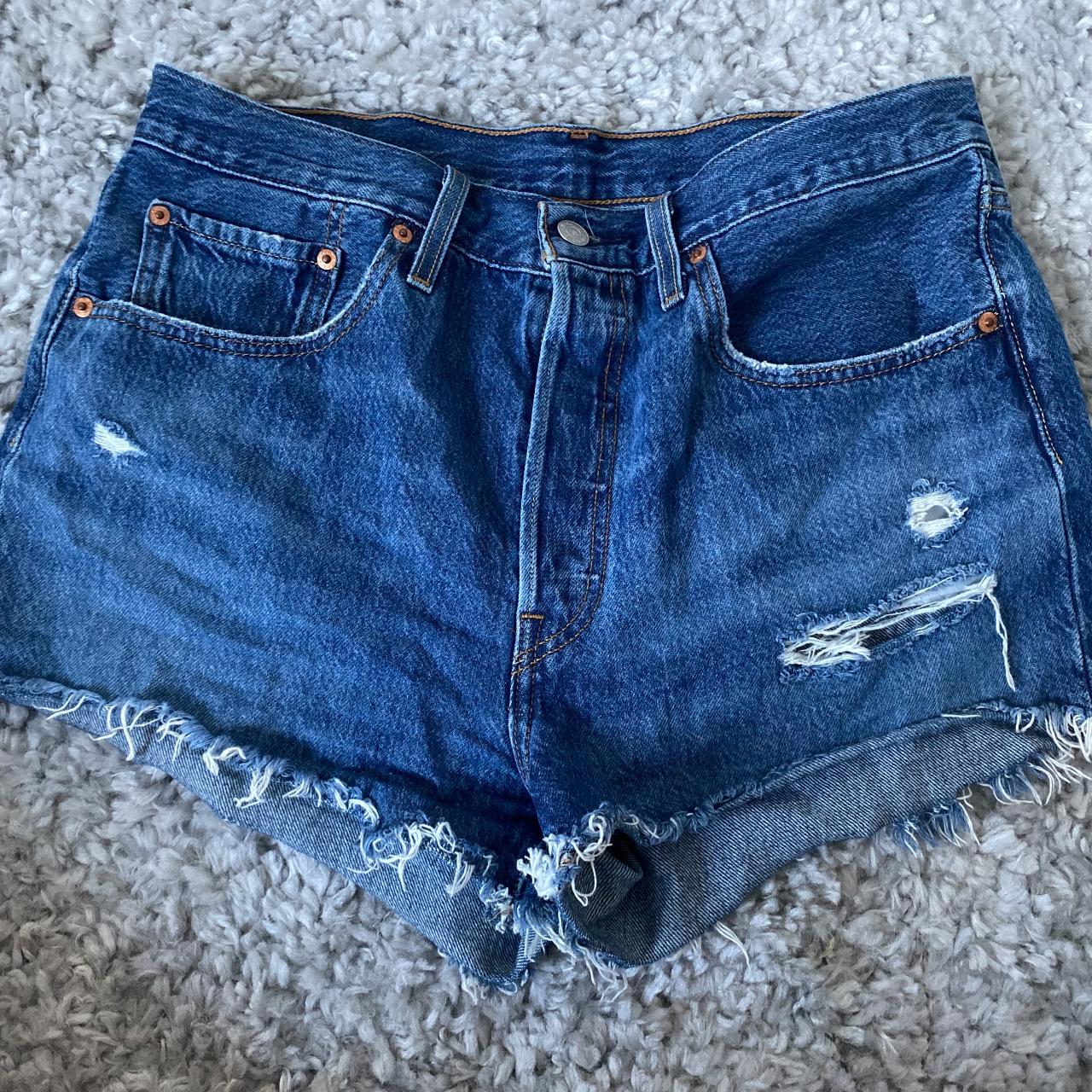 item listed by besarris