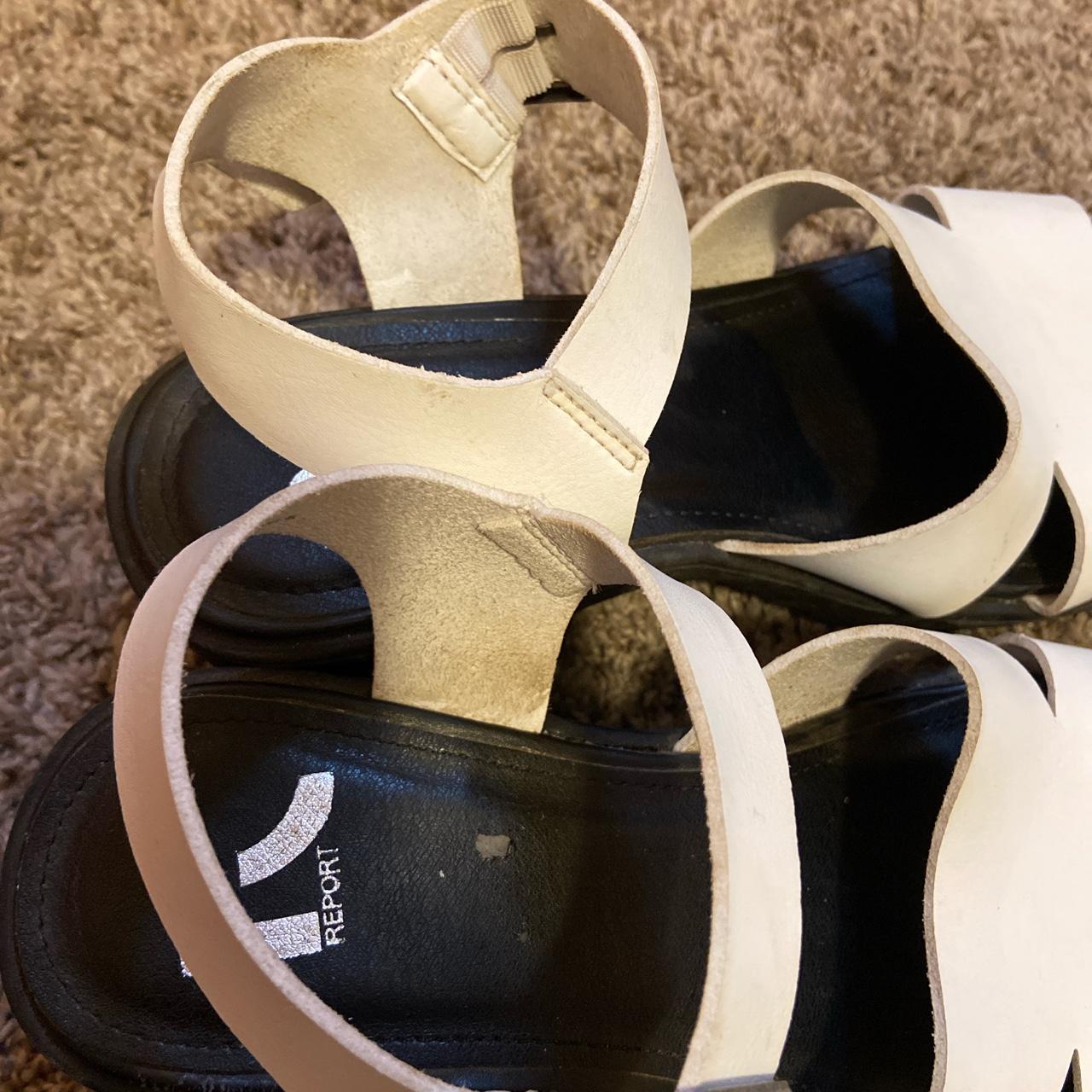 Report store white sandals